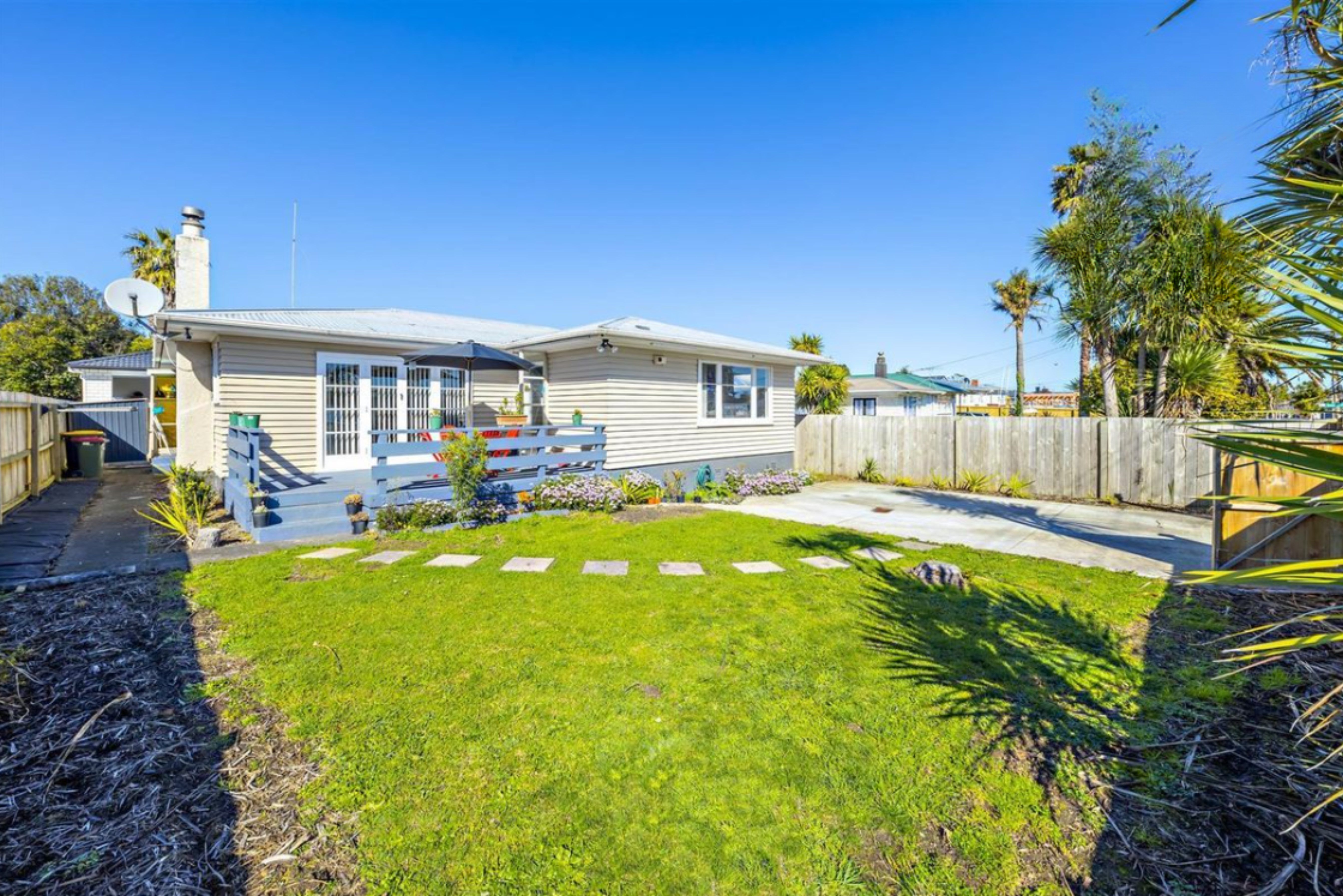 37 Puriri Road, Manurewa, Manukau City