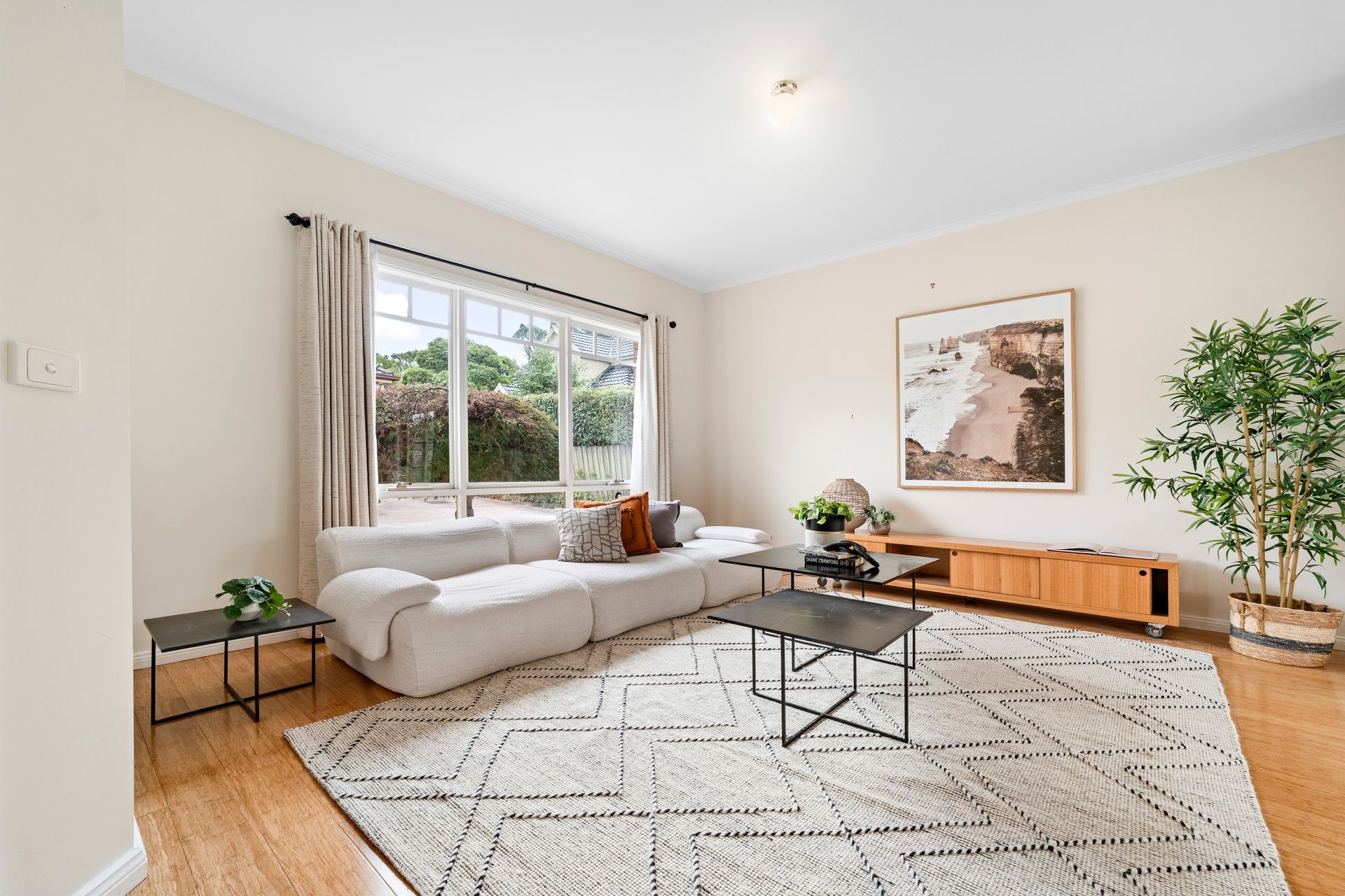 2/168 Lawrence Road, Mount Waverley, VIC 3149