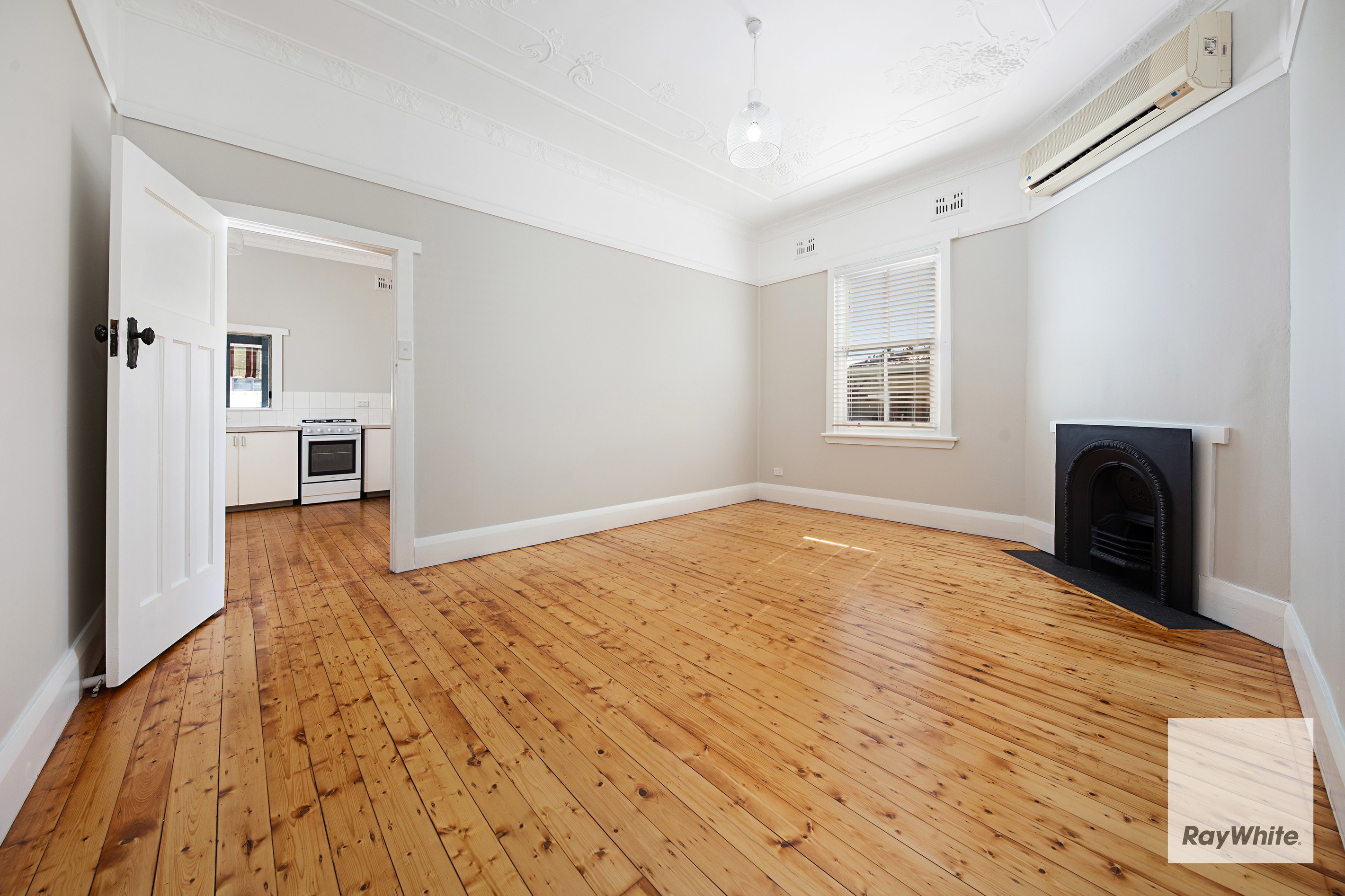 121 Cawarra Road, Caringbah, NSW 2229