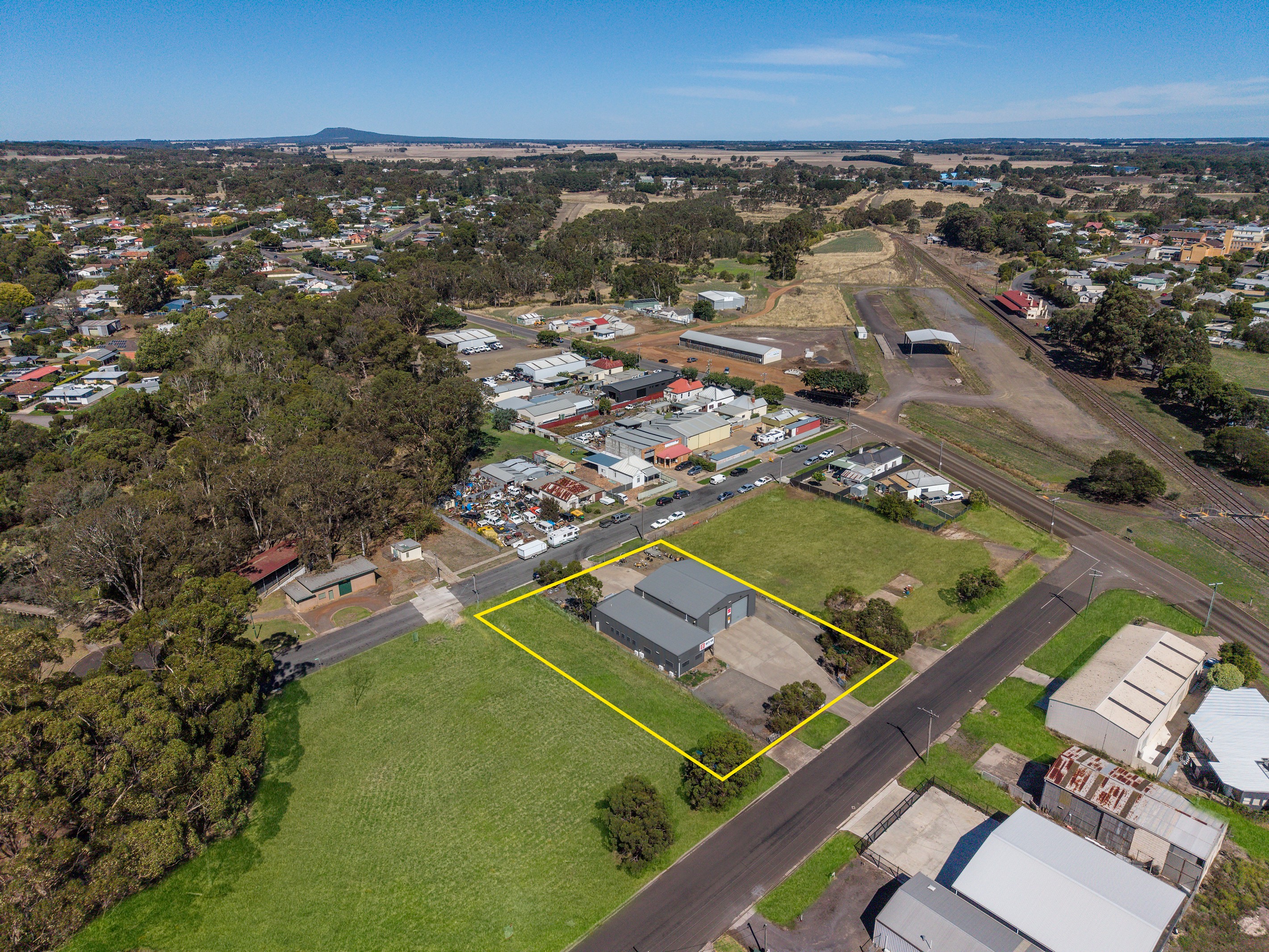 8 Abbott Street, Hamilton, VIC 3300