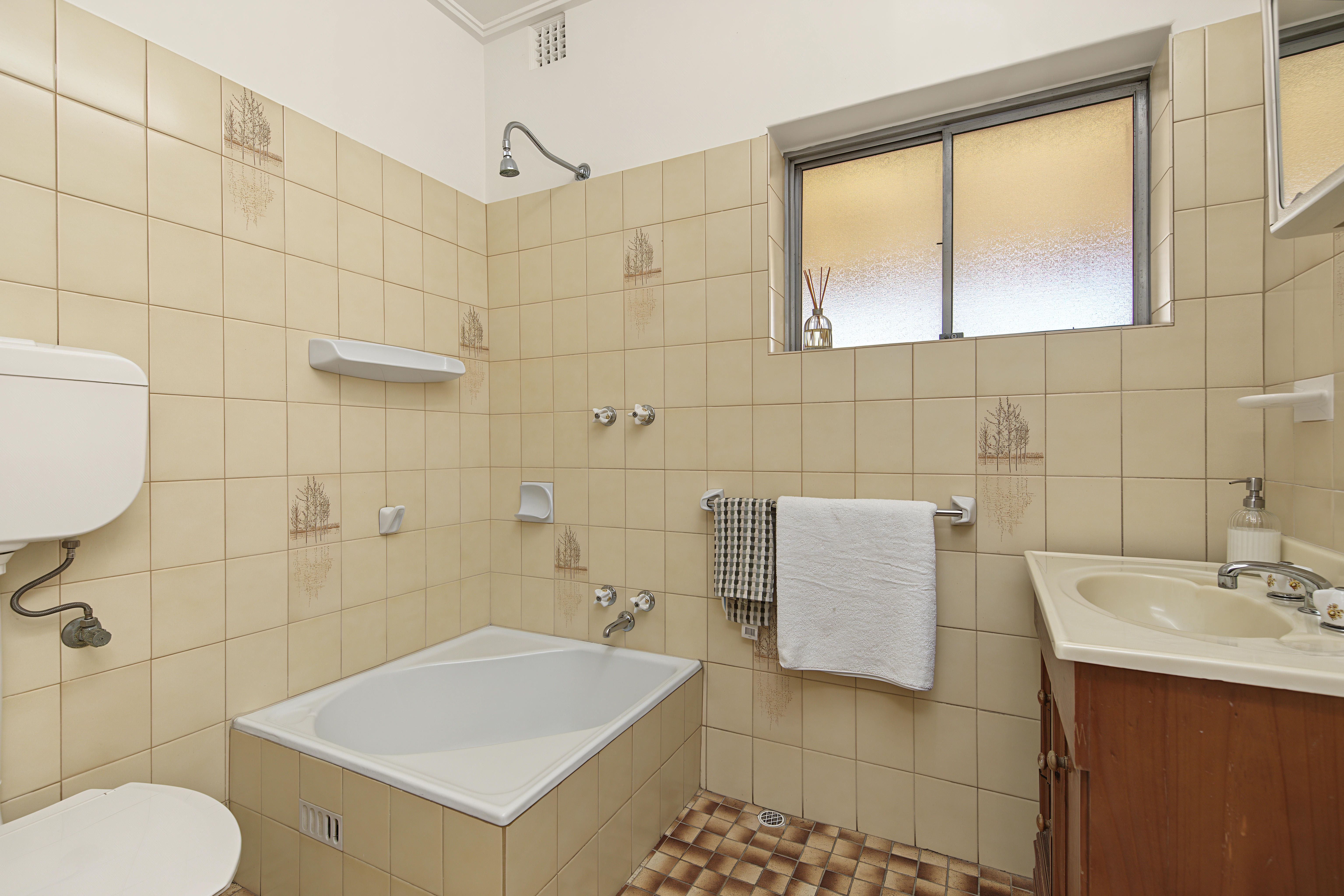 32 Halbury Road — photo 15 of 23
