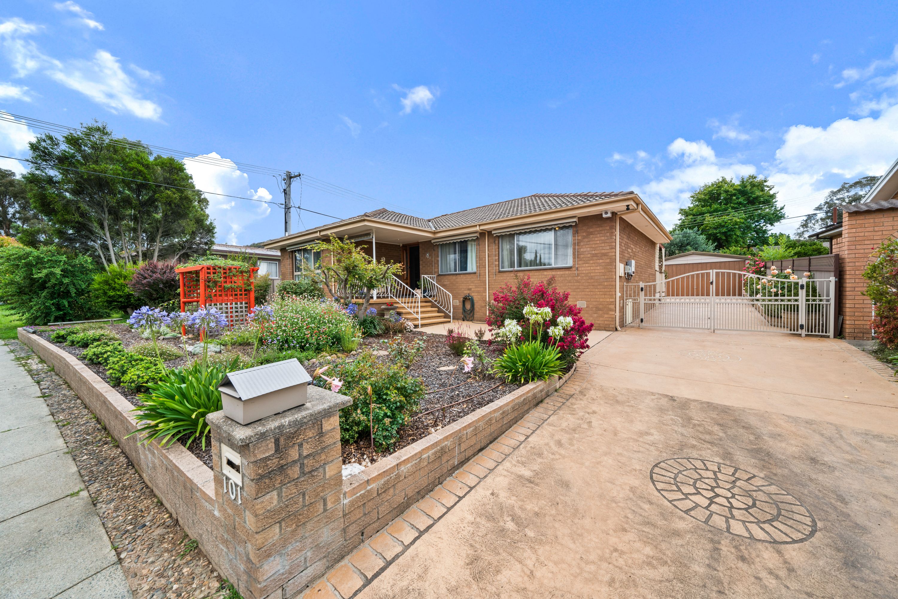 101 Summerland Circuit, Kambah, ACT 2902