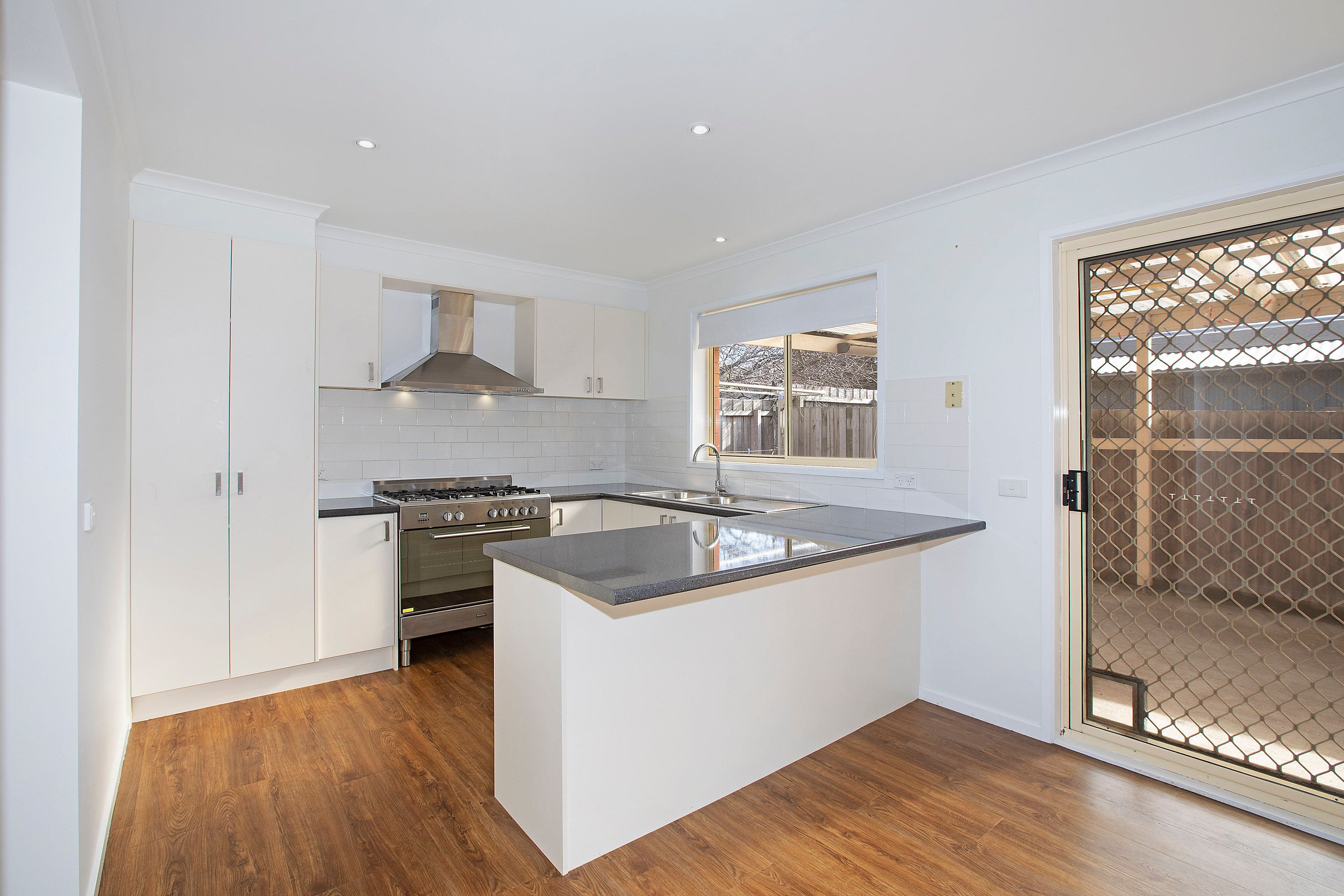 2/52 Bieske Road, Grovedale, VIC 3216