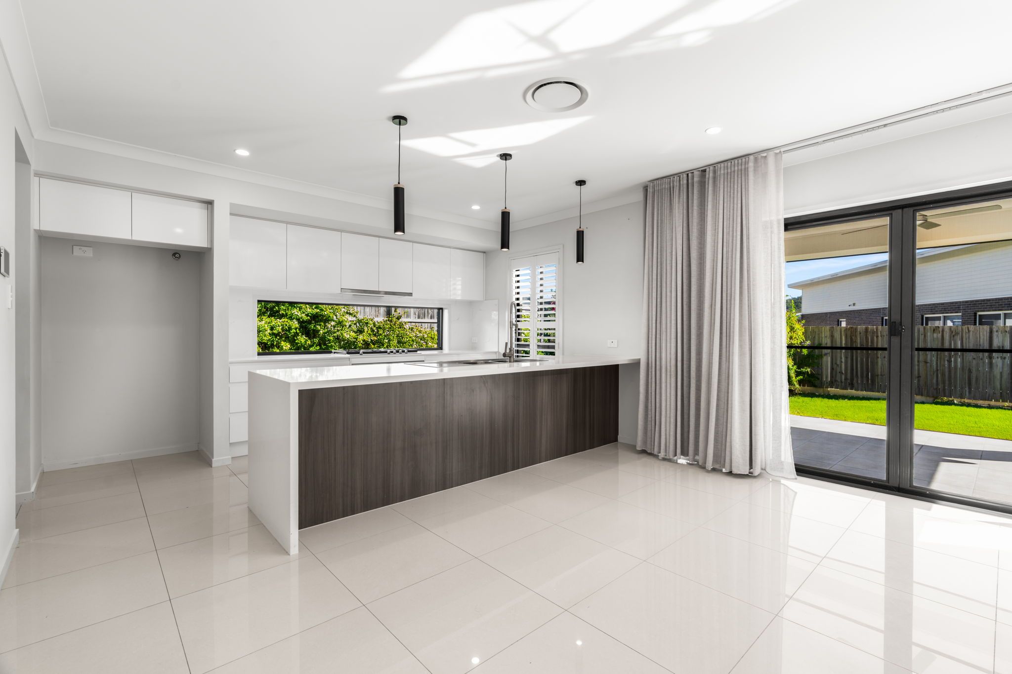 55 Helsinki Street, SPRING MOUNTAIN, QLD 4300