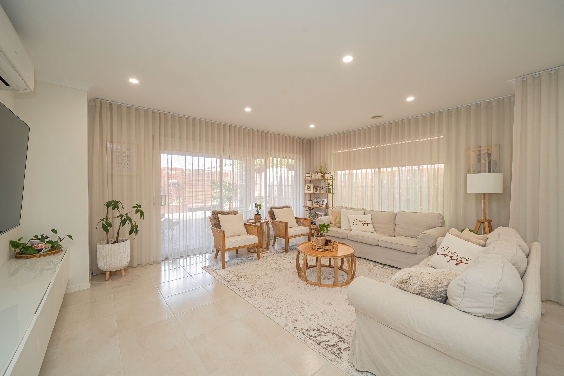 64 Graziers Crescent — photo 6 of 17