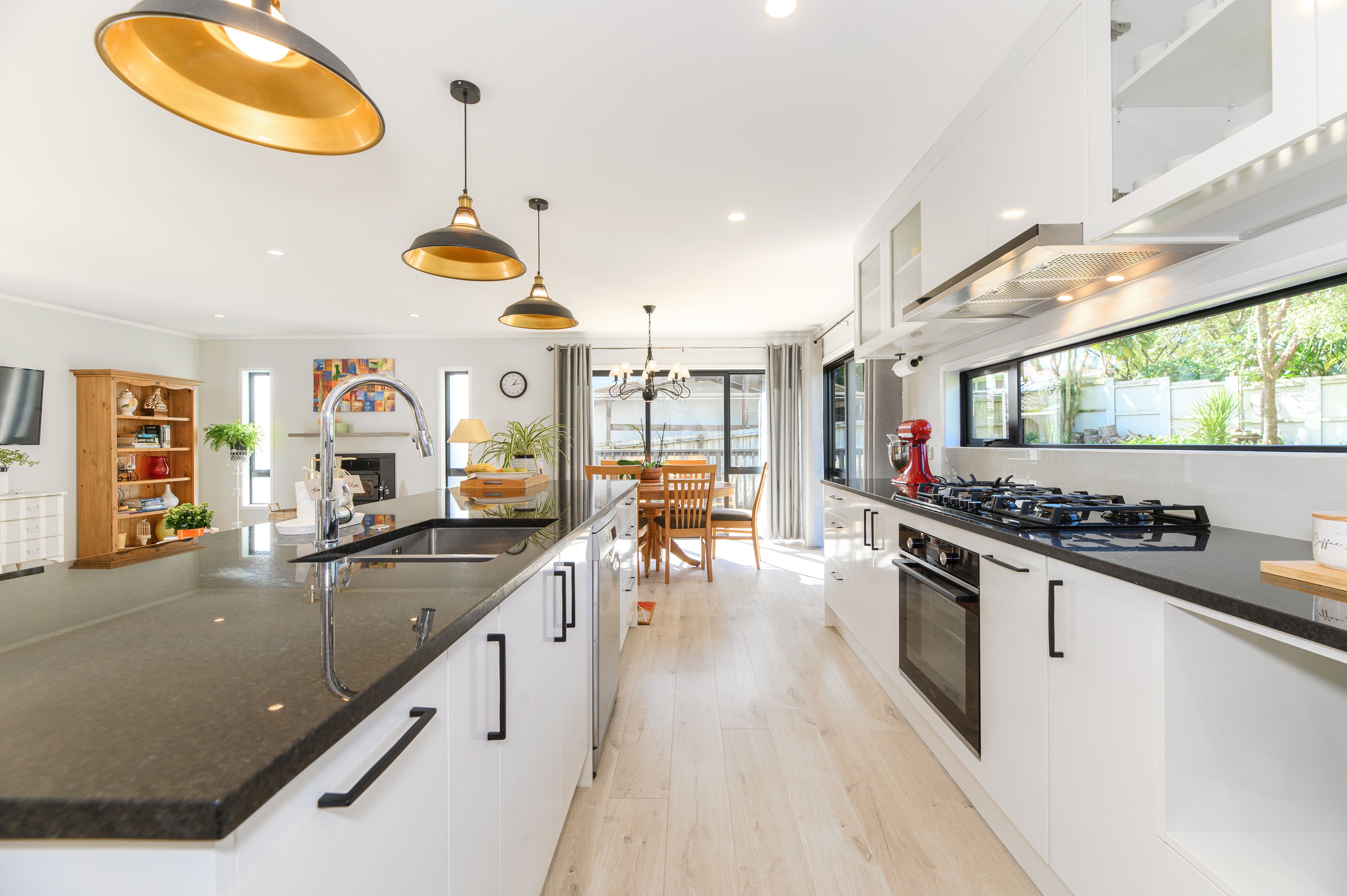 7 Castlewood Grove, Blockhouse Bay, Auckland City