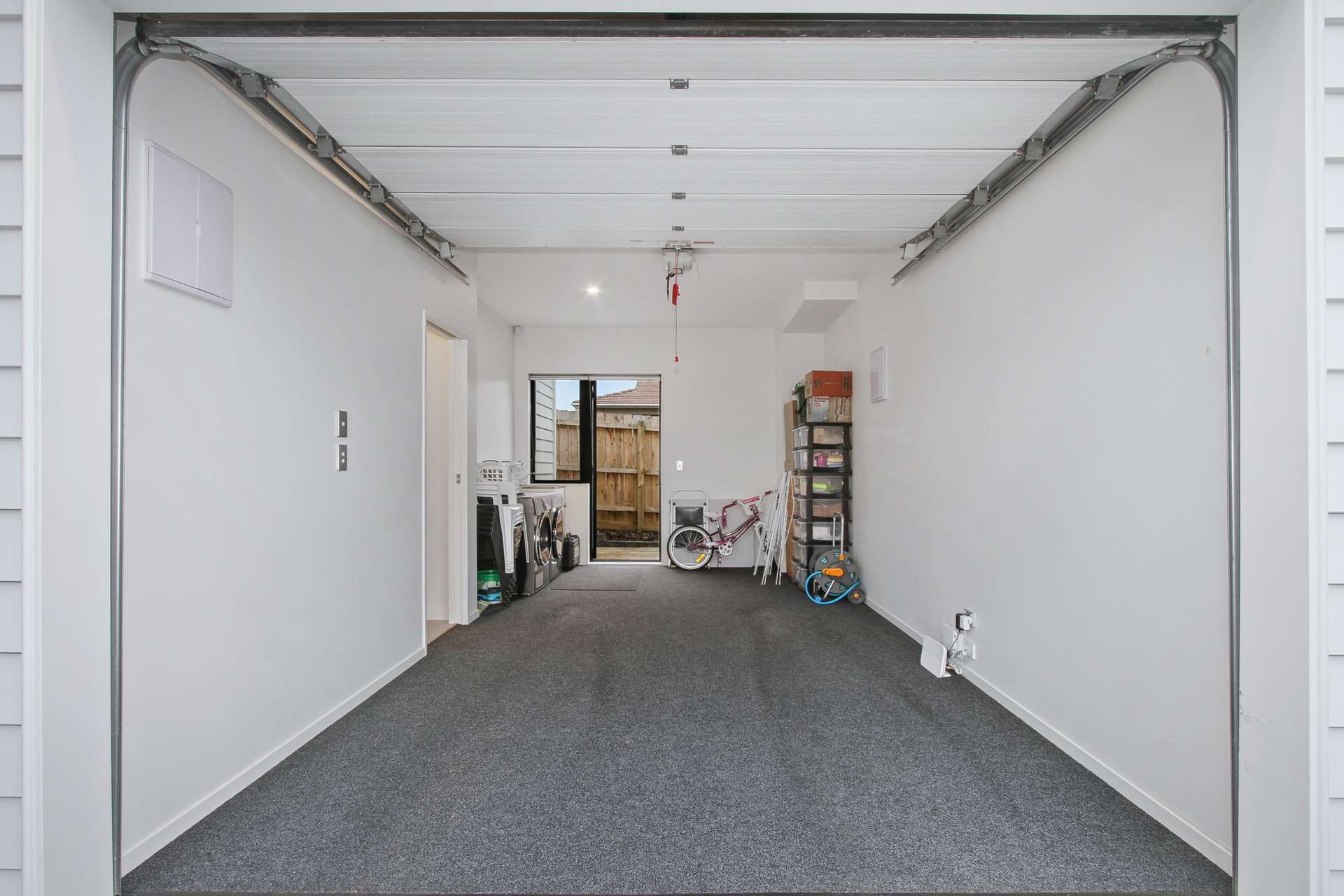 118D Mount Smart Road photo 29