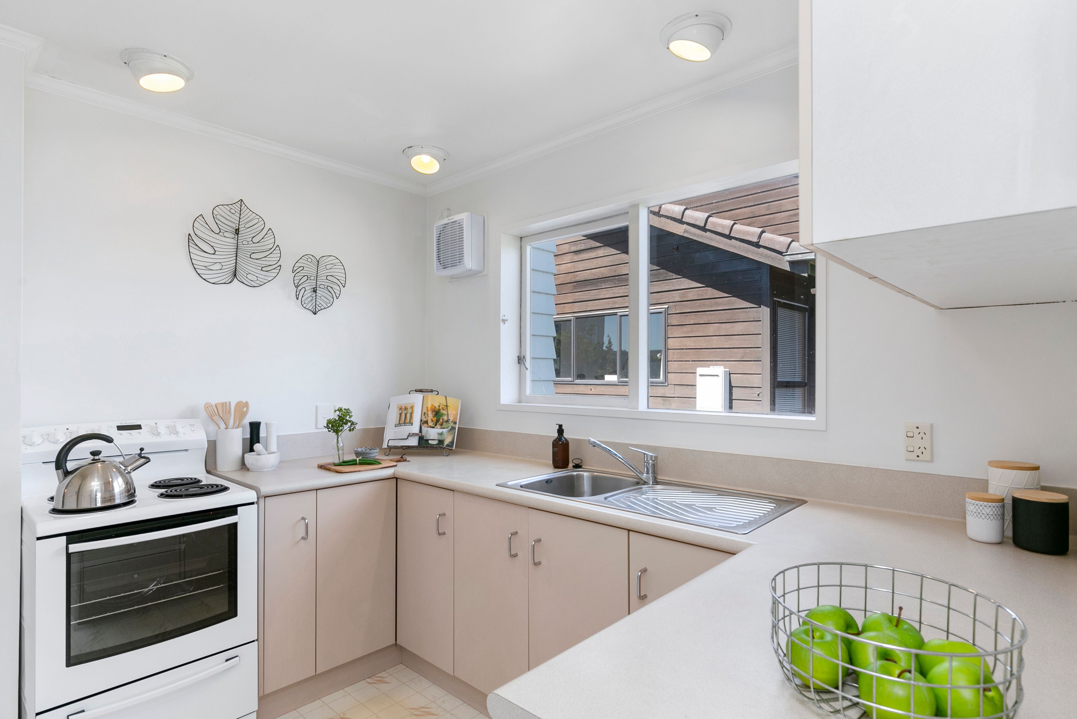 14a Parklands Drive, Karori, Wellington City