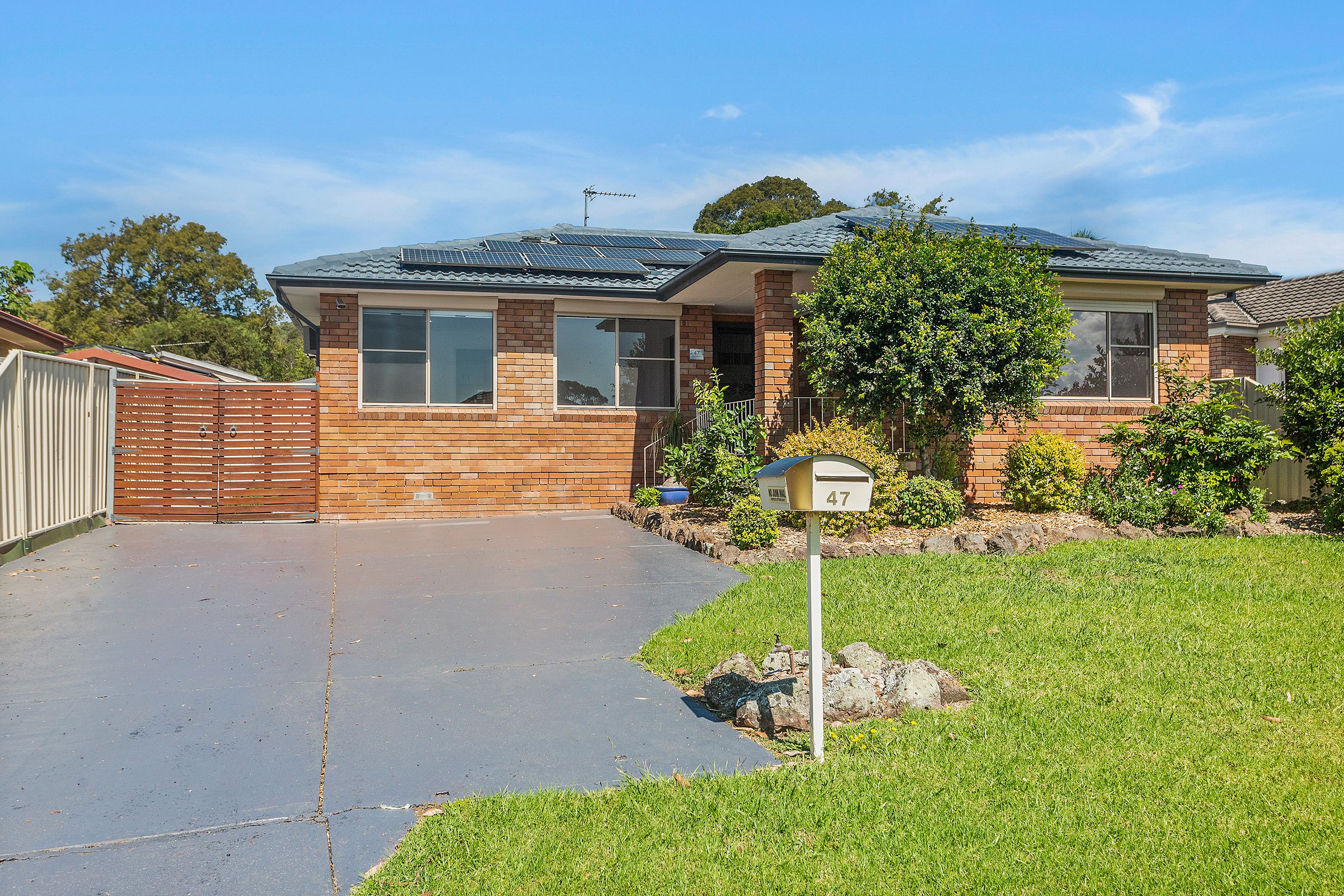 47 Oak Street, Albion Park Rail, NSW 2527