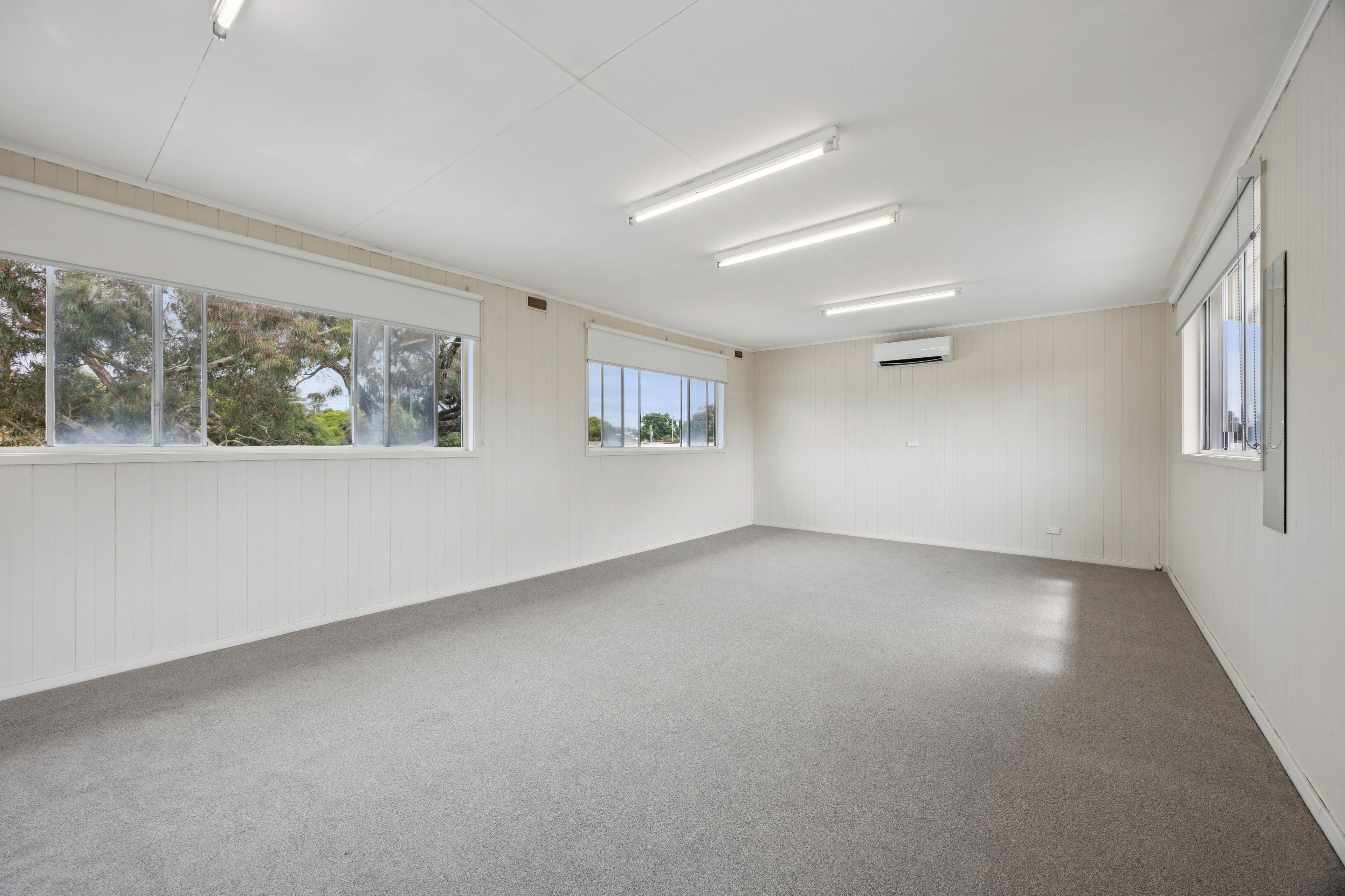 24 Ower Street — photo 10 of 13