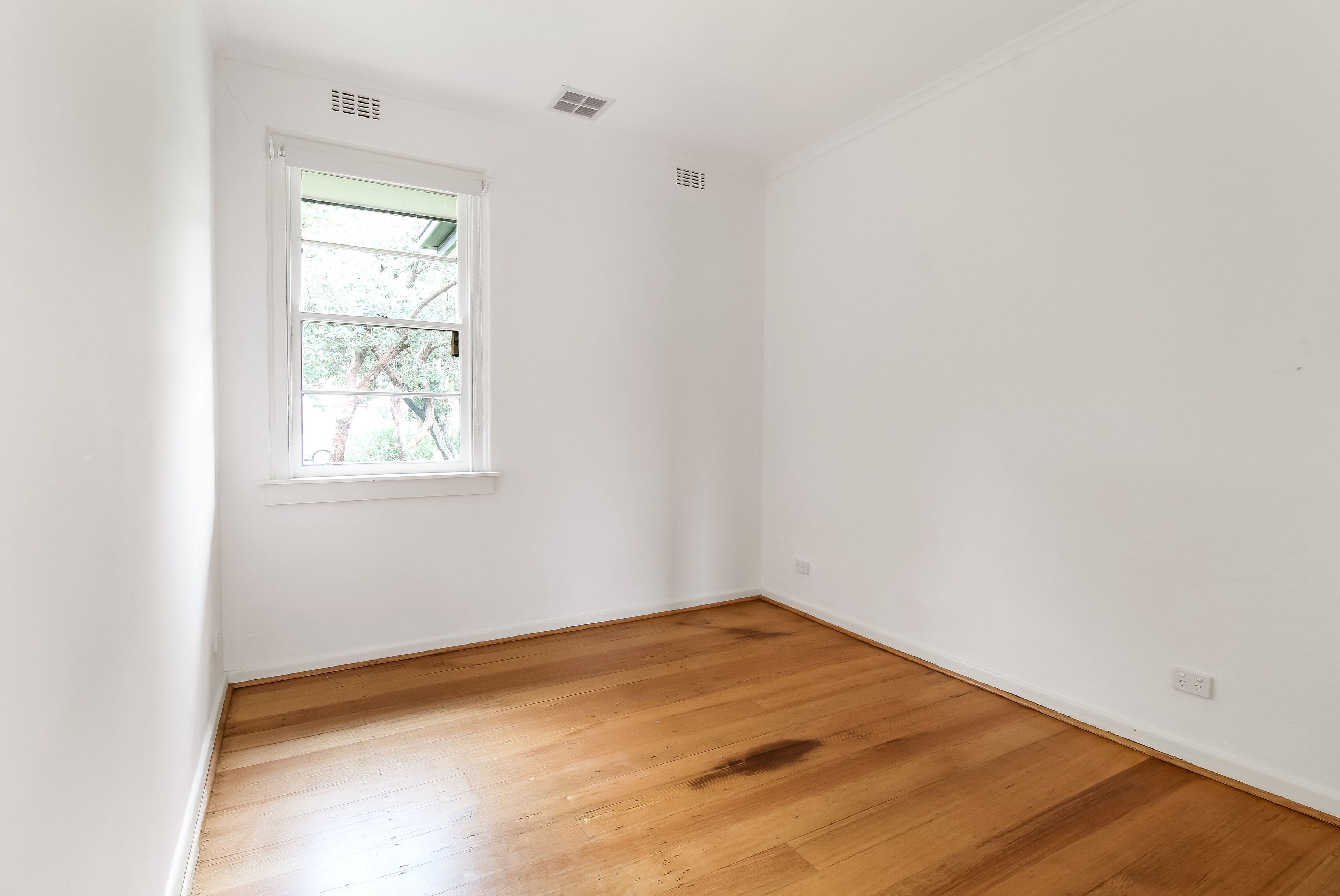 1/15 Excelsior Street, Reservoir, VIC 3073