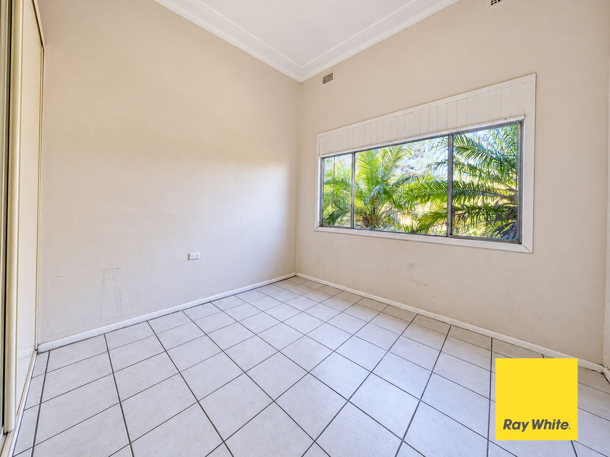331 Ocean Beach Road — photo 9 of 23