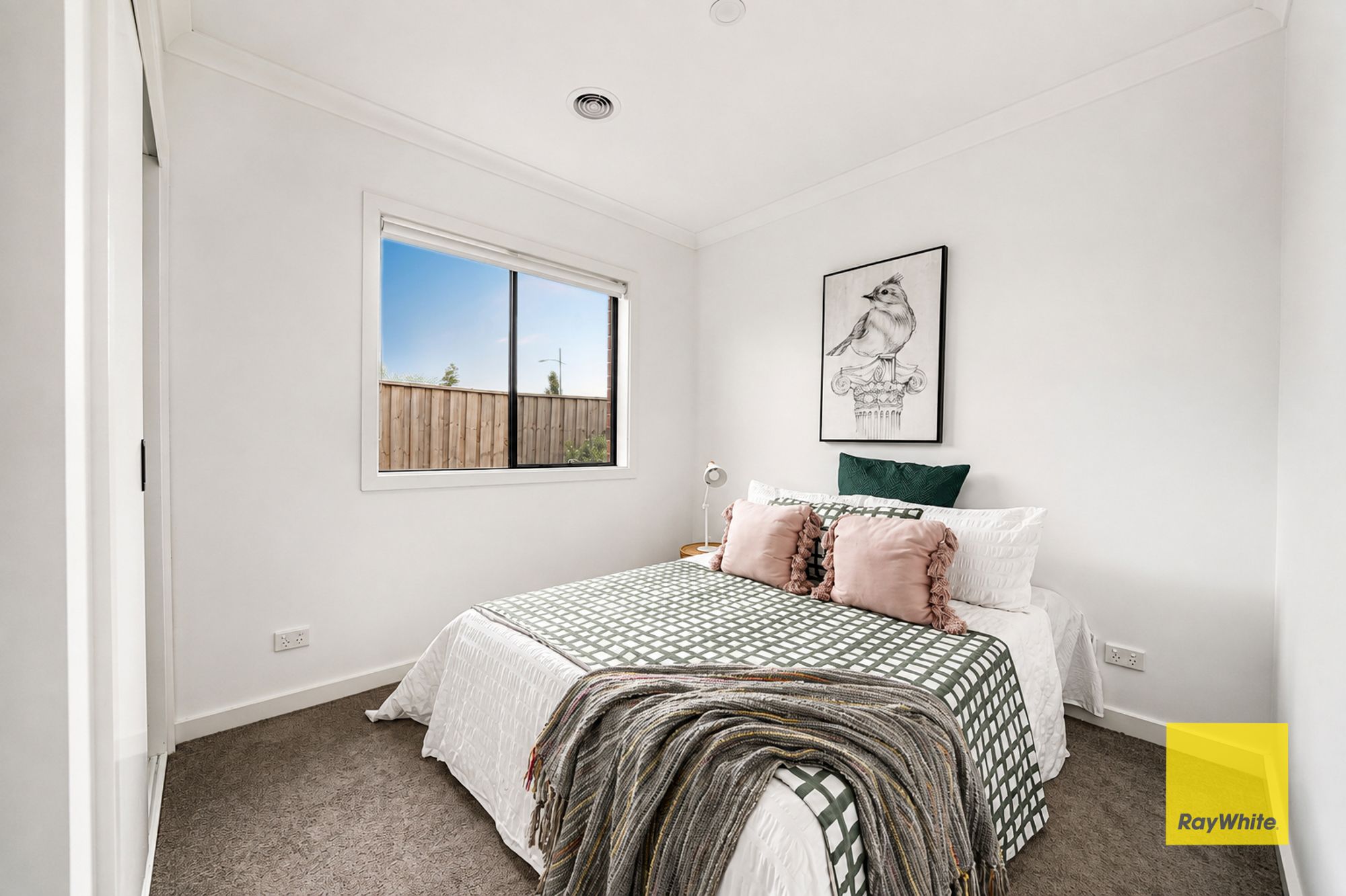 36 Valiant Street — photo 15 of 17