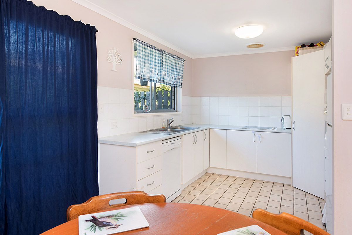 16 Adori Street, Currimundi, QLD 4551
