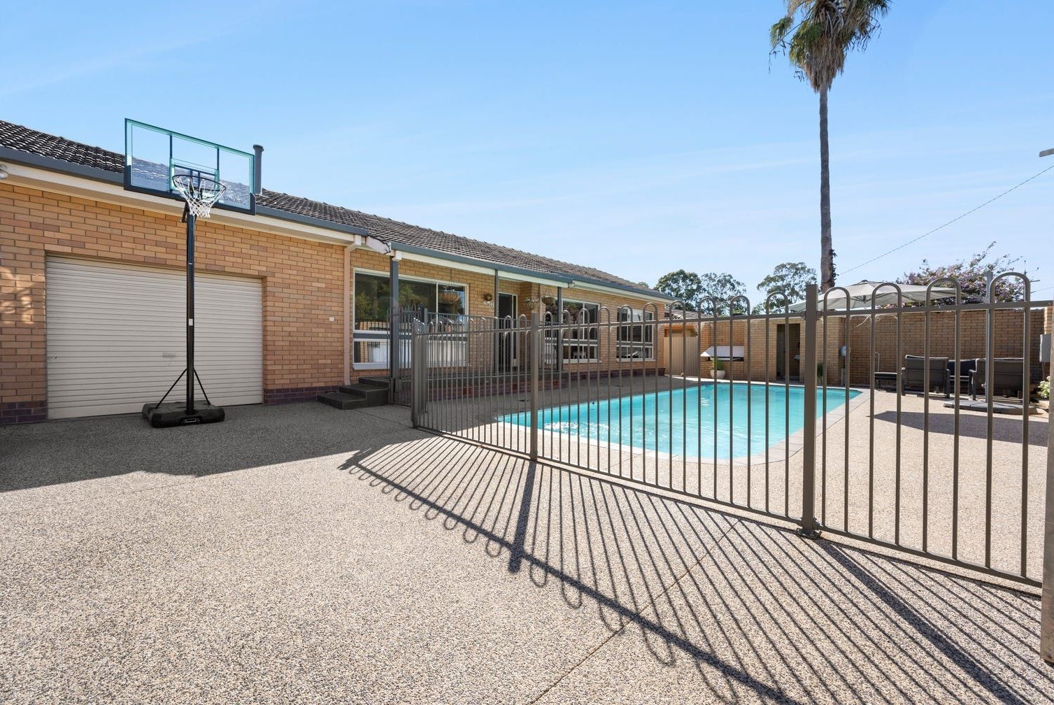 140 Boronia Street — photo from Ray White Albury Central