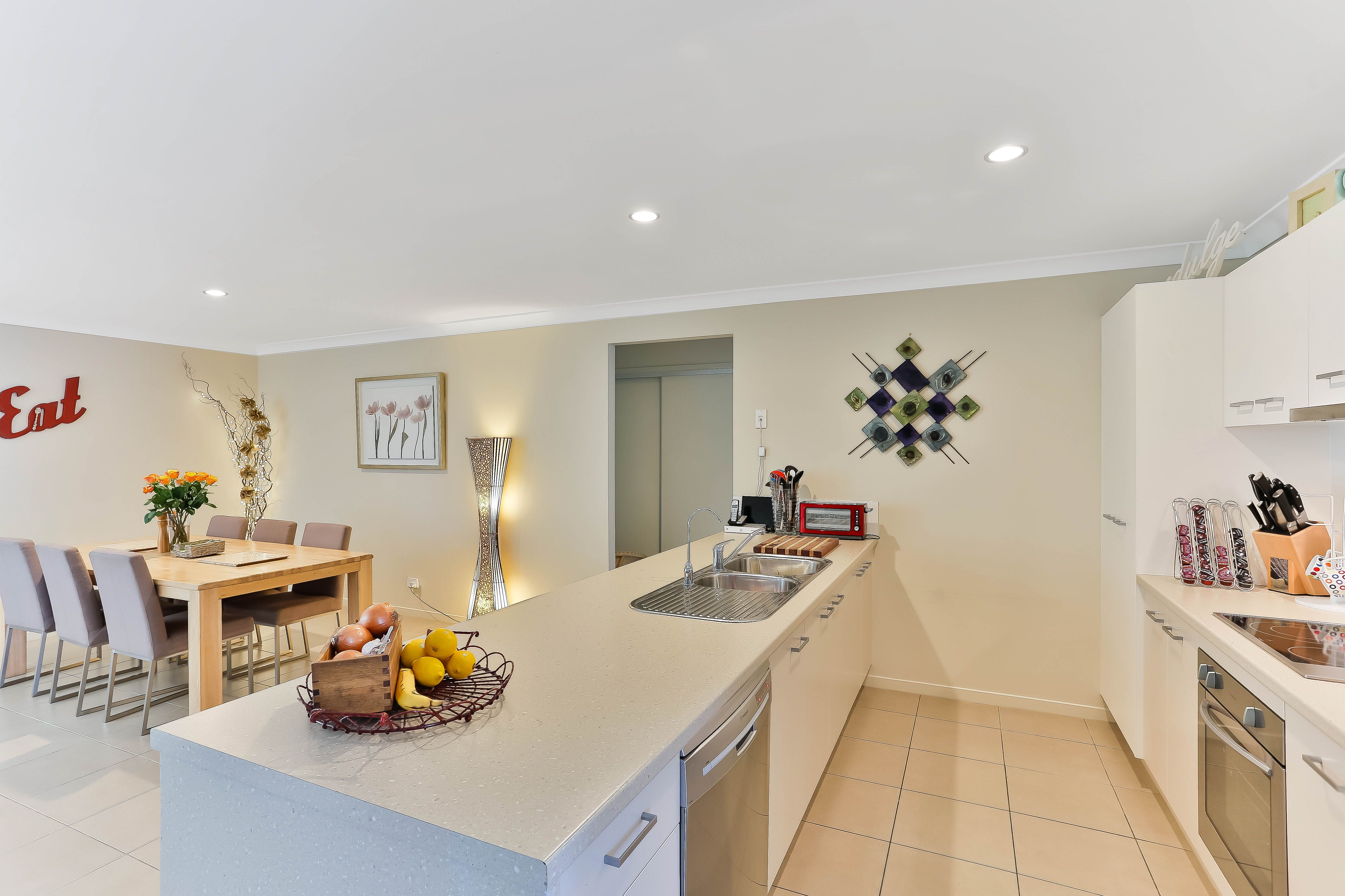 10 Dixon Court, Wilsonton Heights, QLD 4350