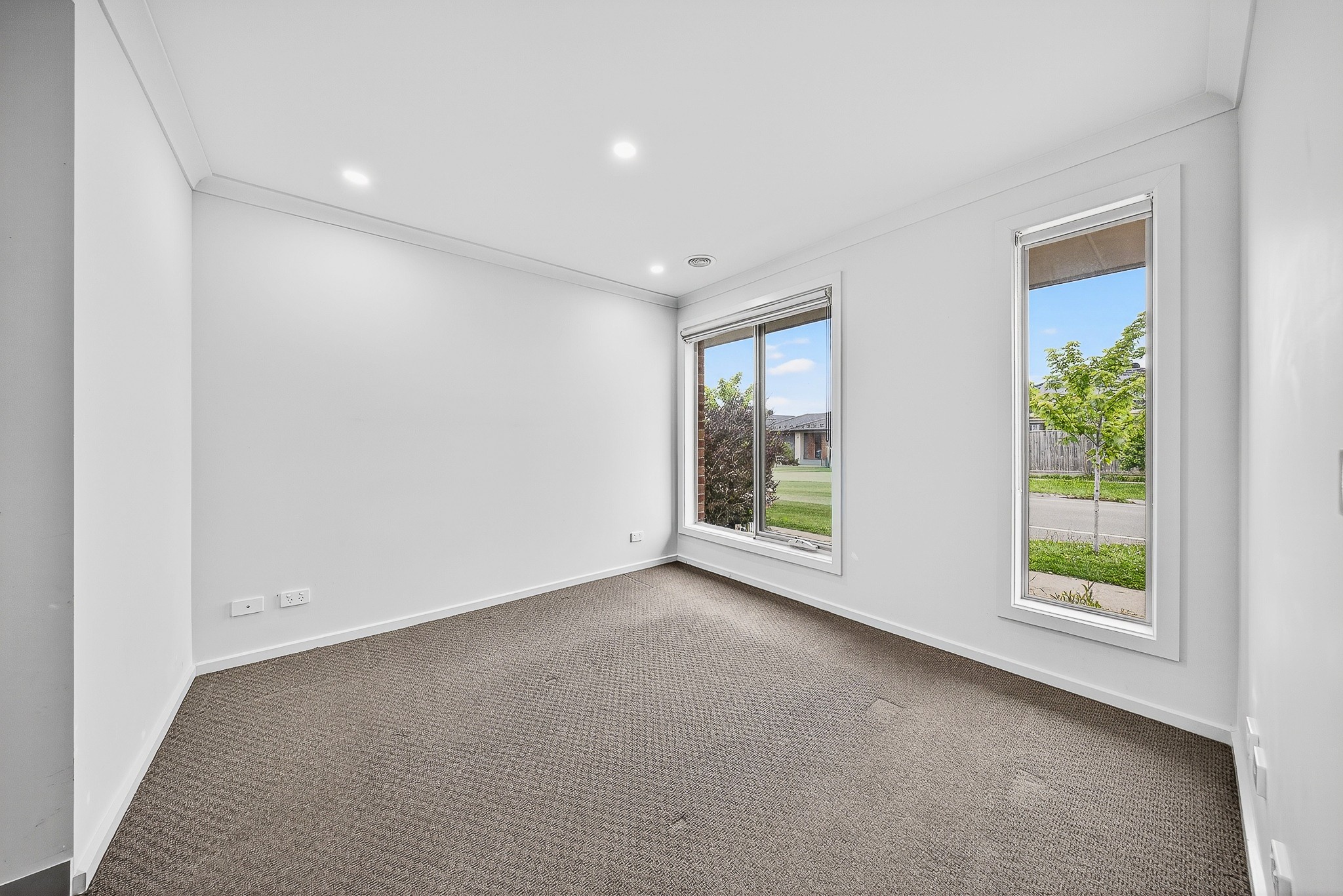 92 Grande Belmond Avenue, Cranbourne East, VIC 3977