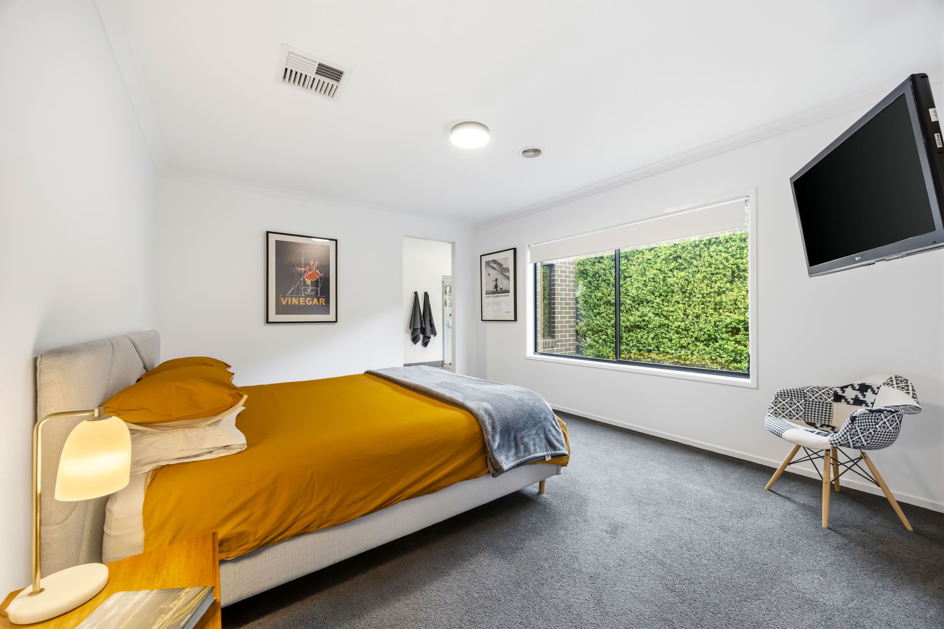 4 Whistler Close — photo 12 of 21