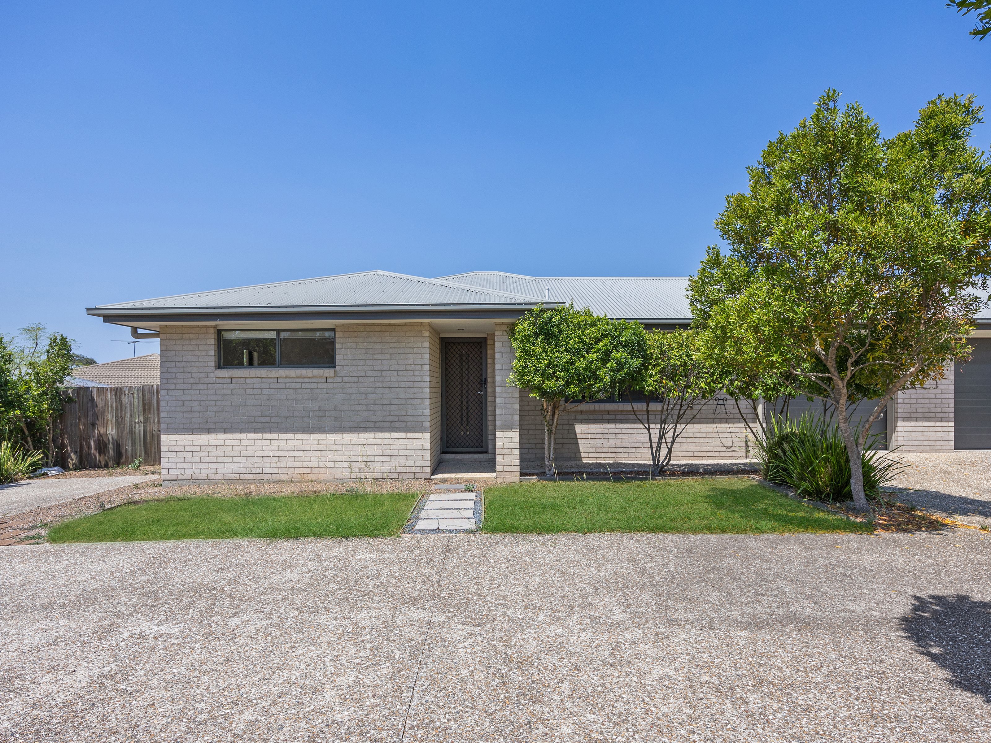 2/49 Nelson Street, Bundamba, QLD 4304