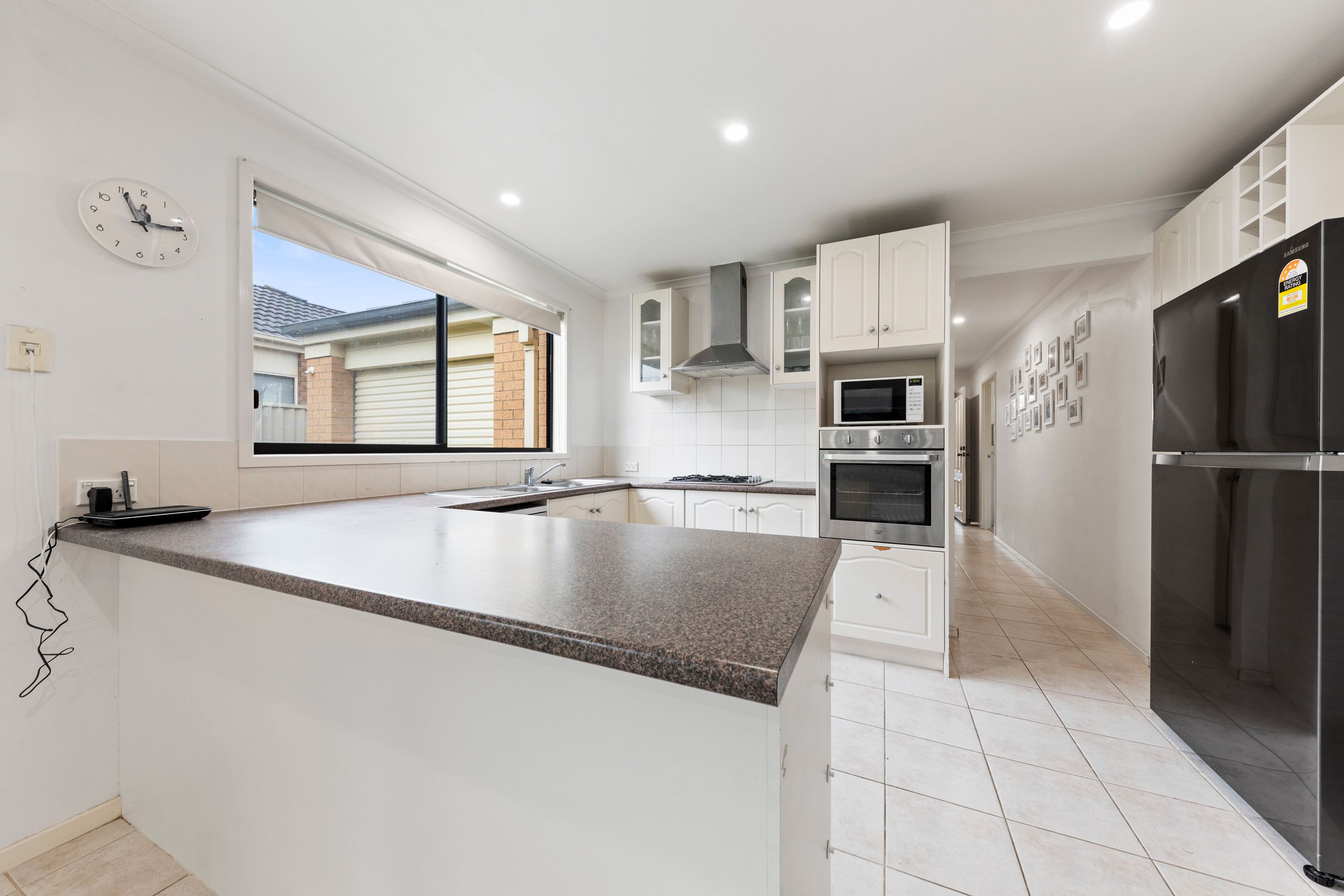 81 Oaklands Way — photo 7 of 21