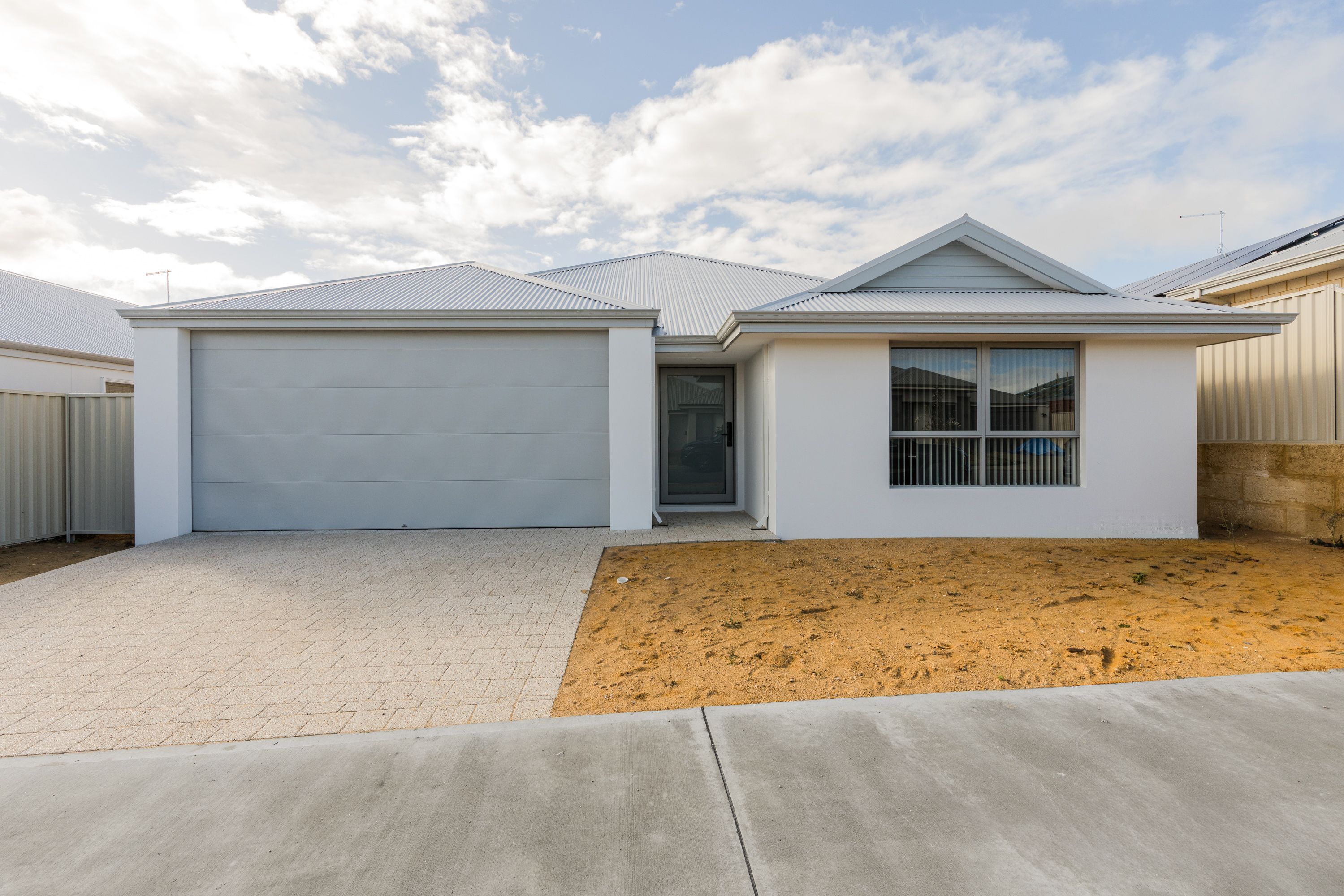 10 Cornelian Ave,, Golden Bay, WA 6174