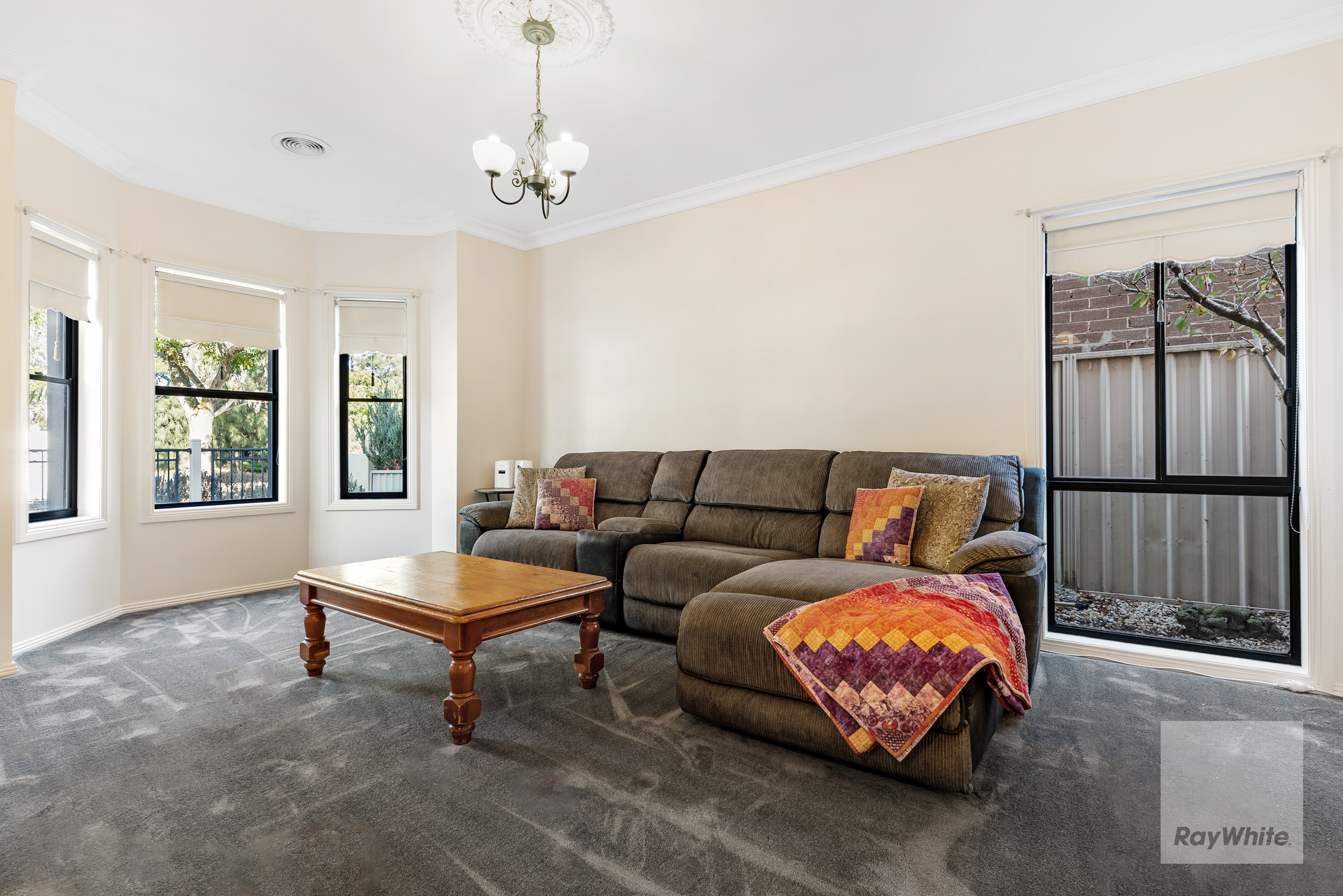 7 Hepburn Way, Caroline Springs, VIC 3023