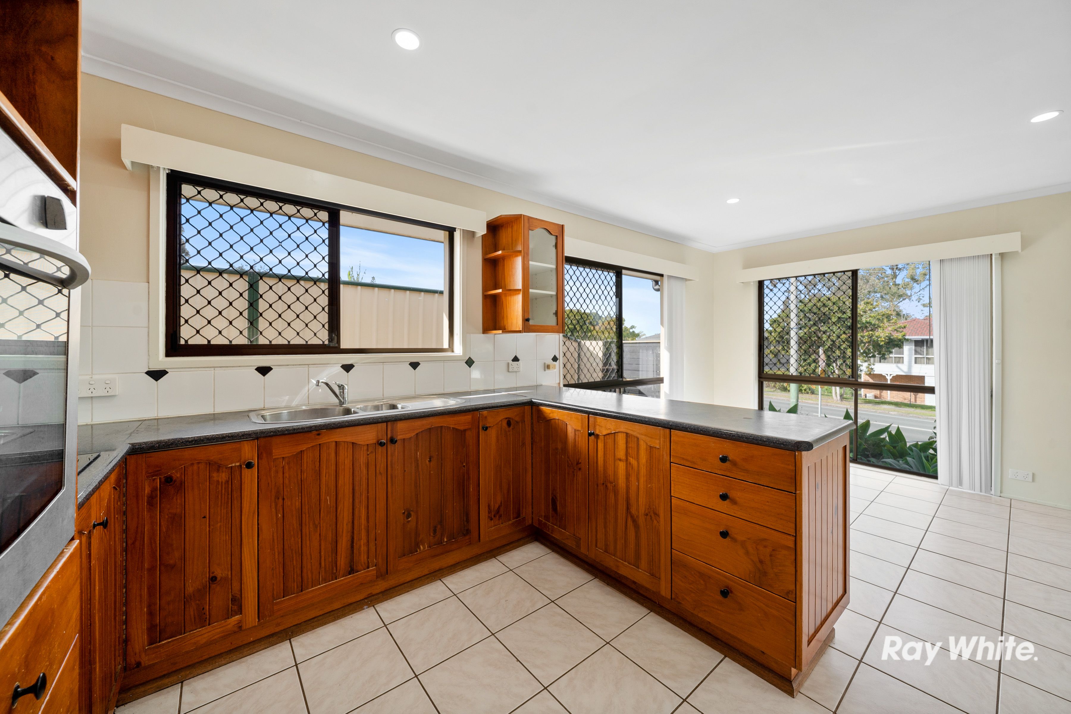 5 Parfrey Road — photo 5 of 18