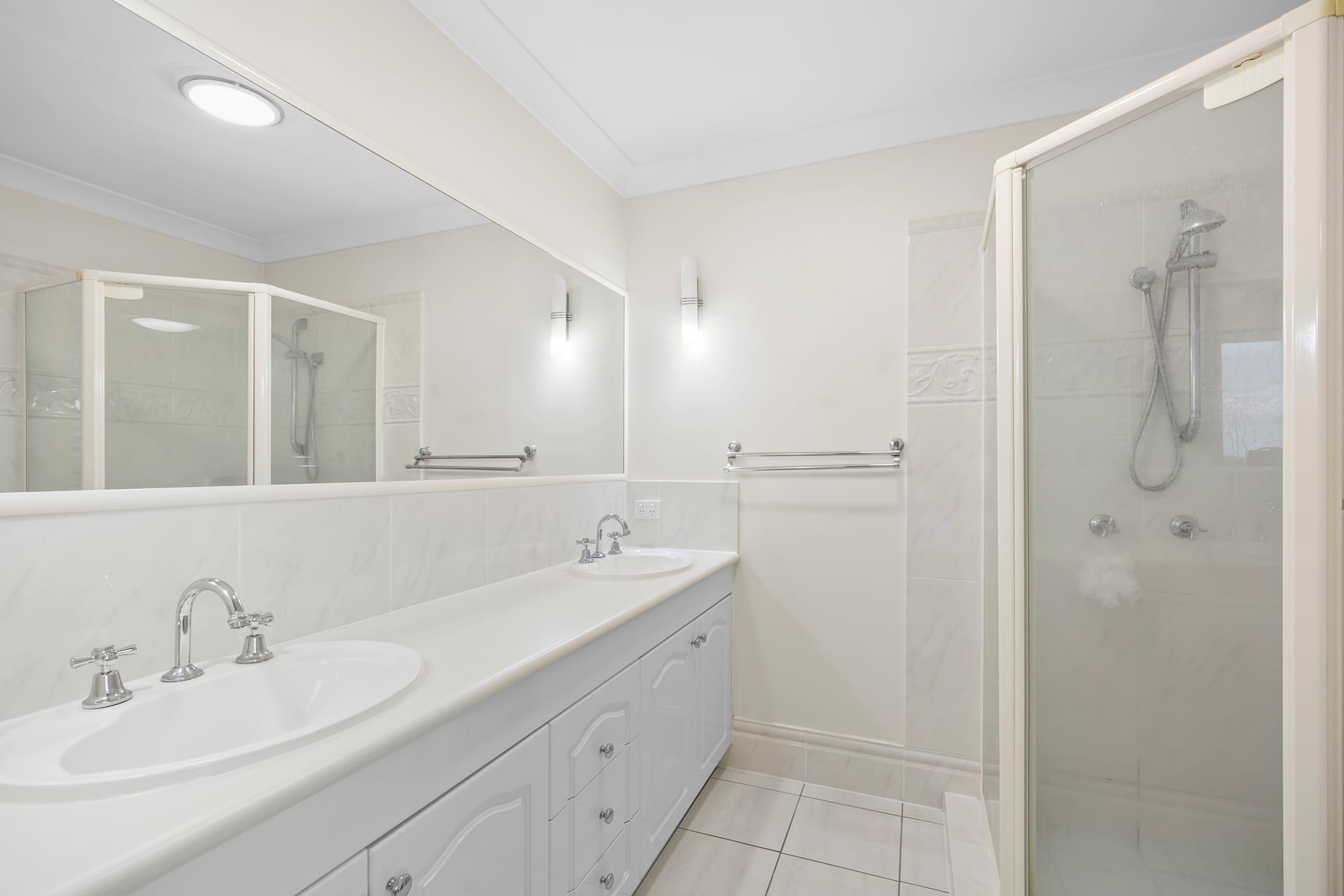 51 Kauri Street — photo 12 of 20