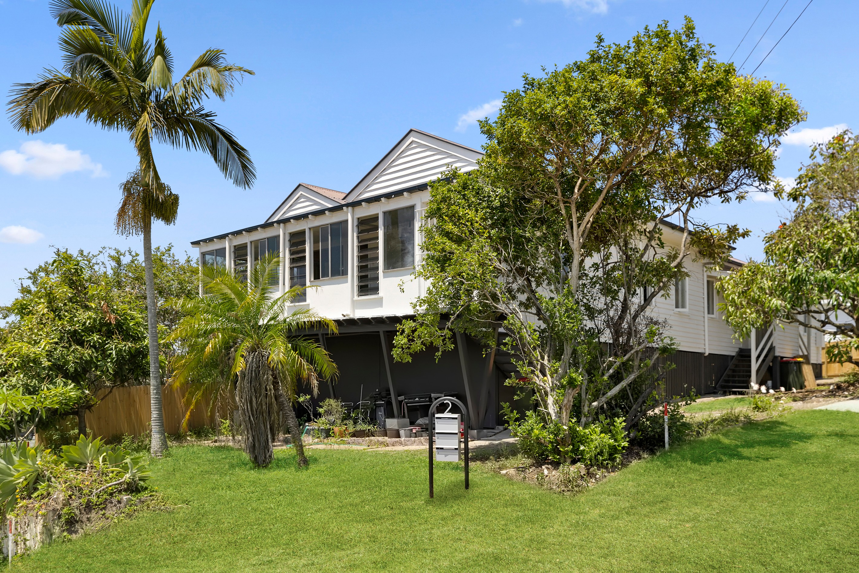 2 Huxley Avenue, Alderley, QLD 4051