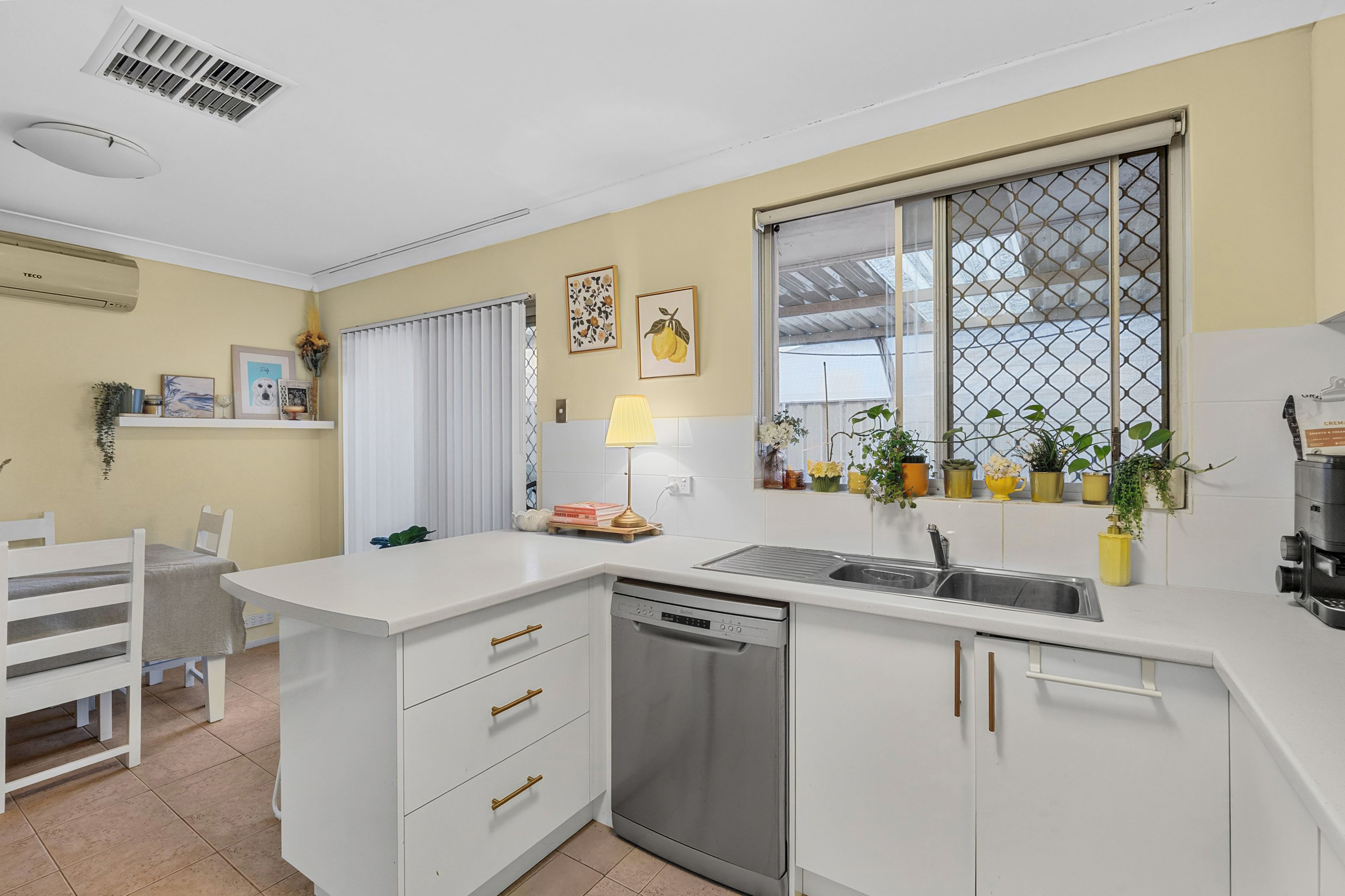 36A Cobham Way — photo 7 of 18