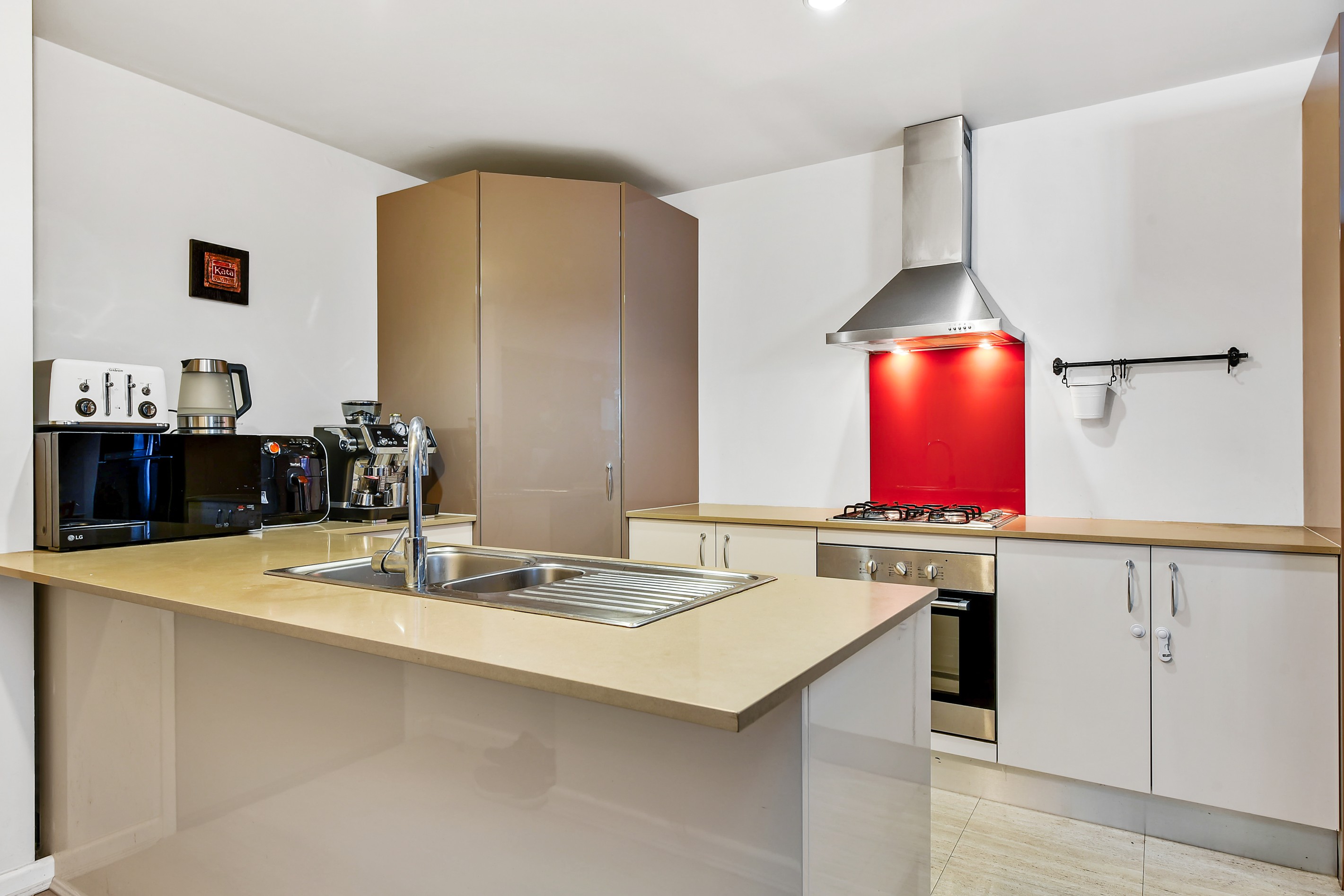 8/19-21 Willesden Road, Hughesdale, VIC 3166