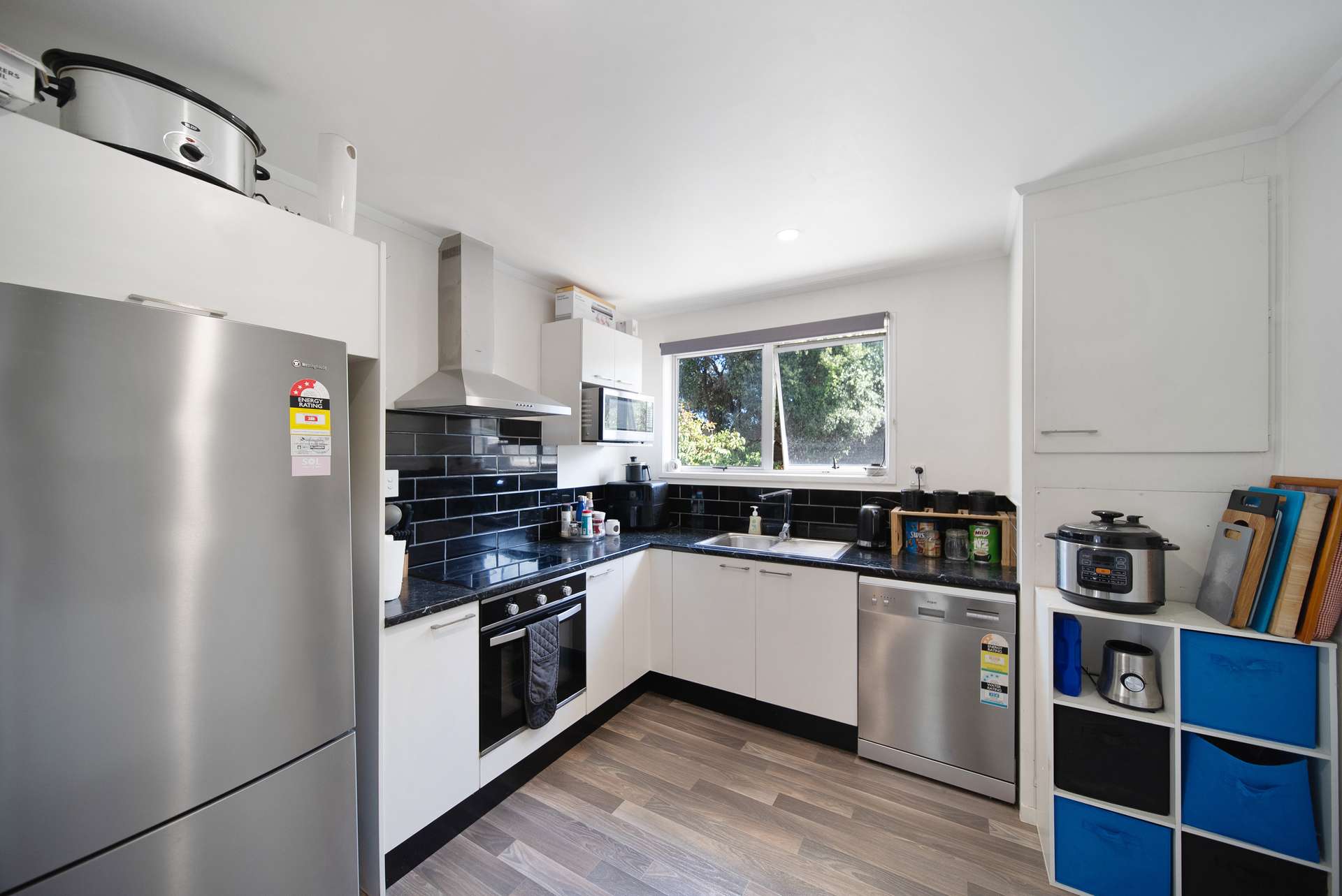 21 Staverton Crescent photo 9