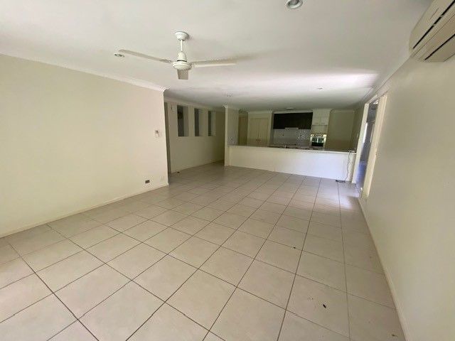 4 Mastwood Court, Brassall, QLD 4305