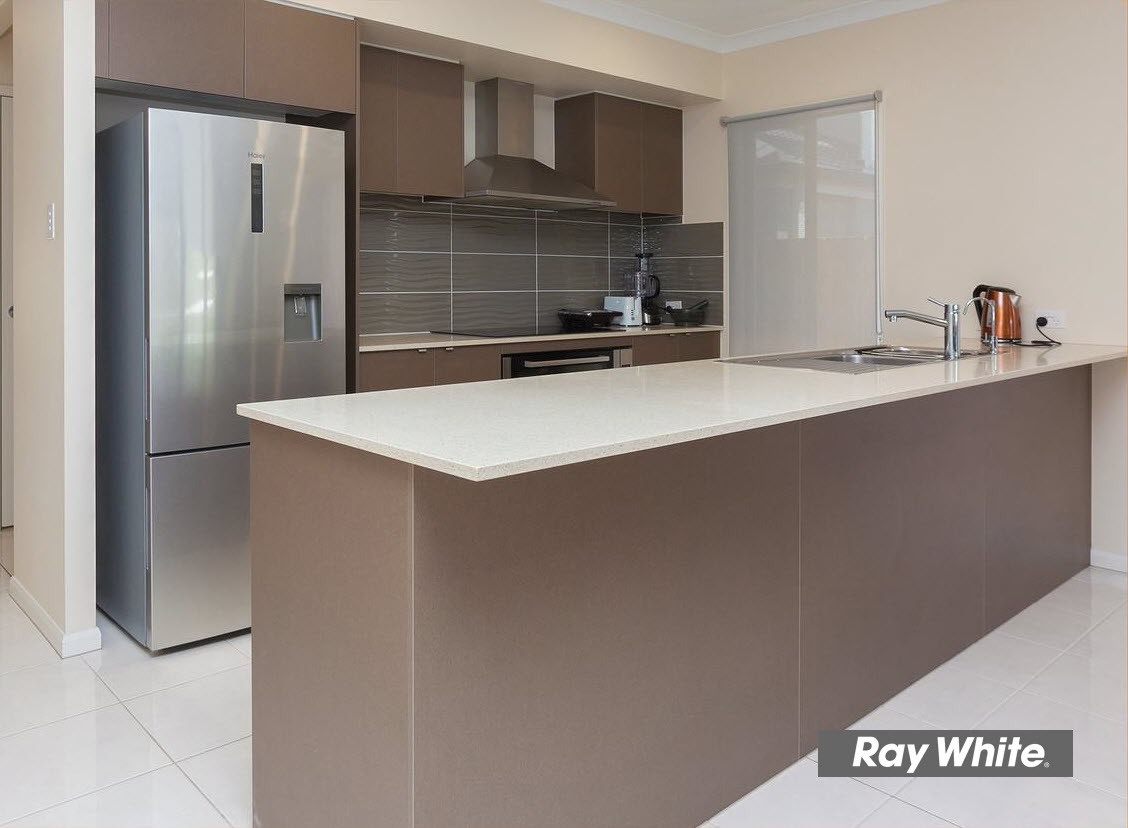 32 Regal Close, Heathwood, QLD 4110
