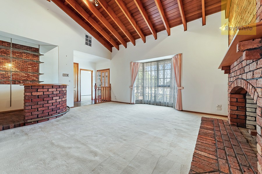 9 Moffat Court, Greenvale, VIC 3059