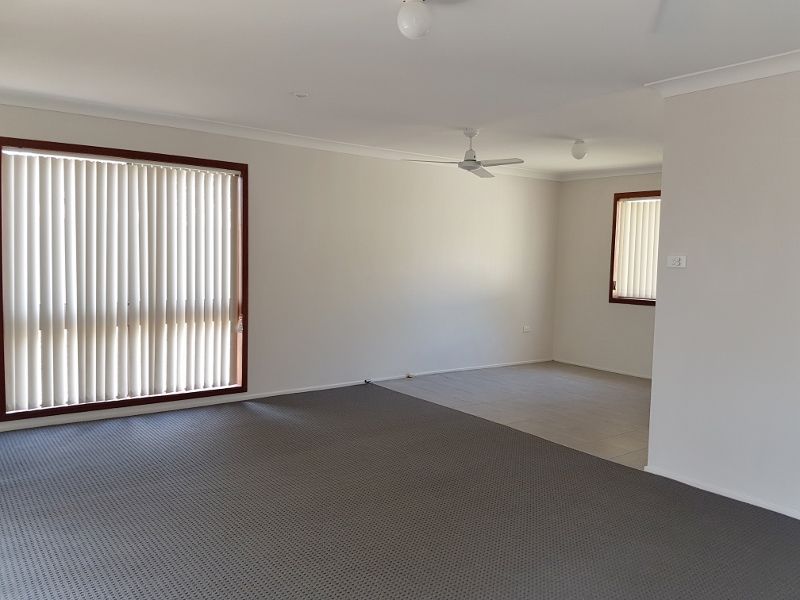 143 Tuggerawong Road, Wyongah, NSW 2259