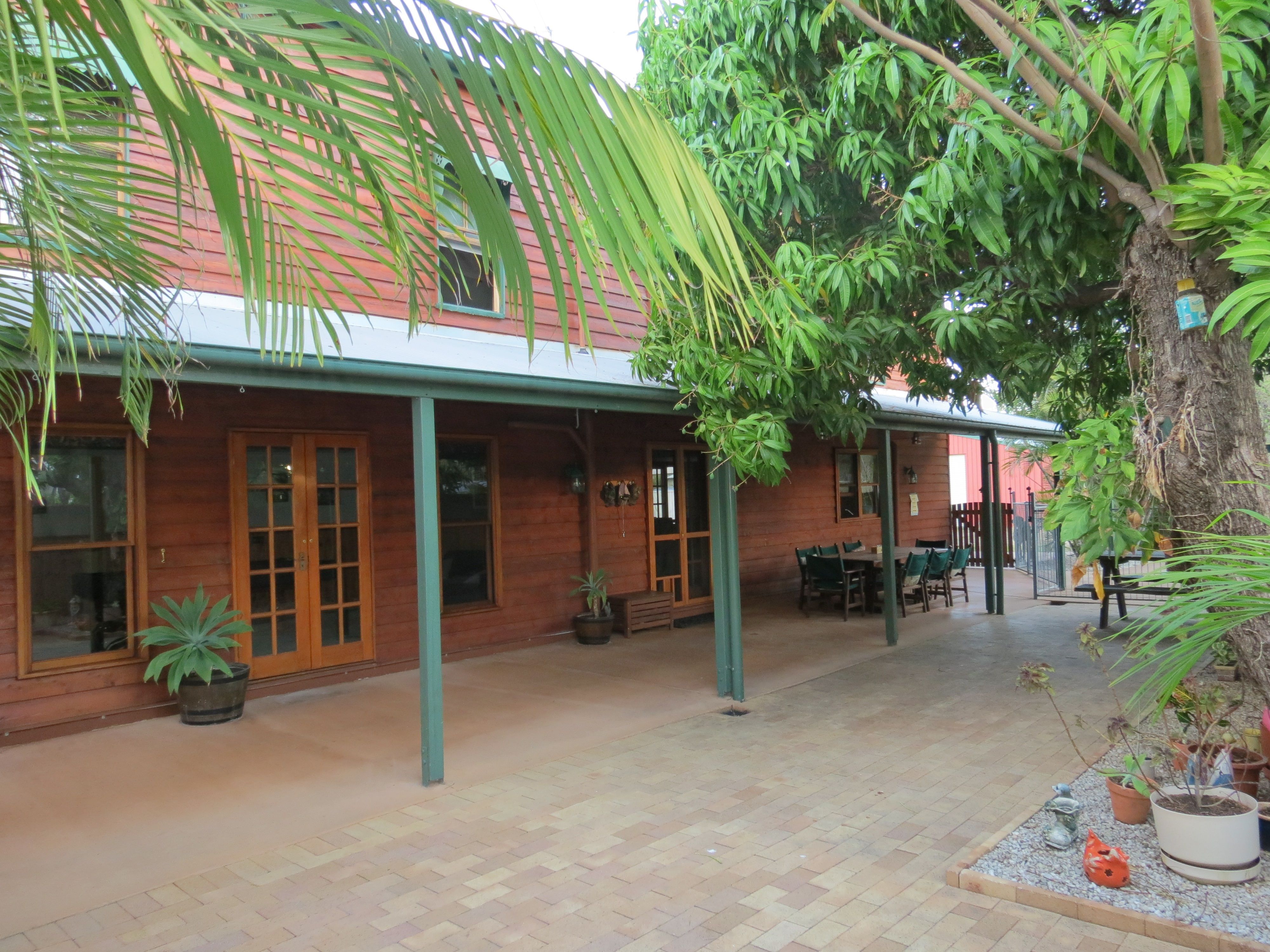 38-40 Esmond Street, Emerald, QLD 4720