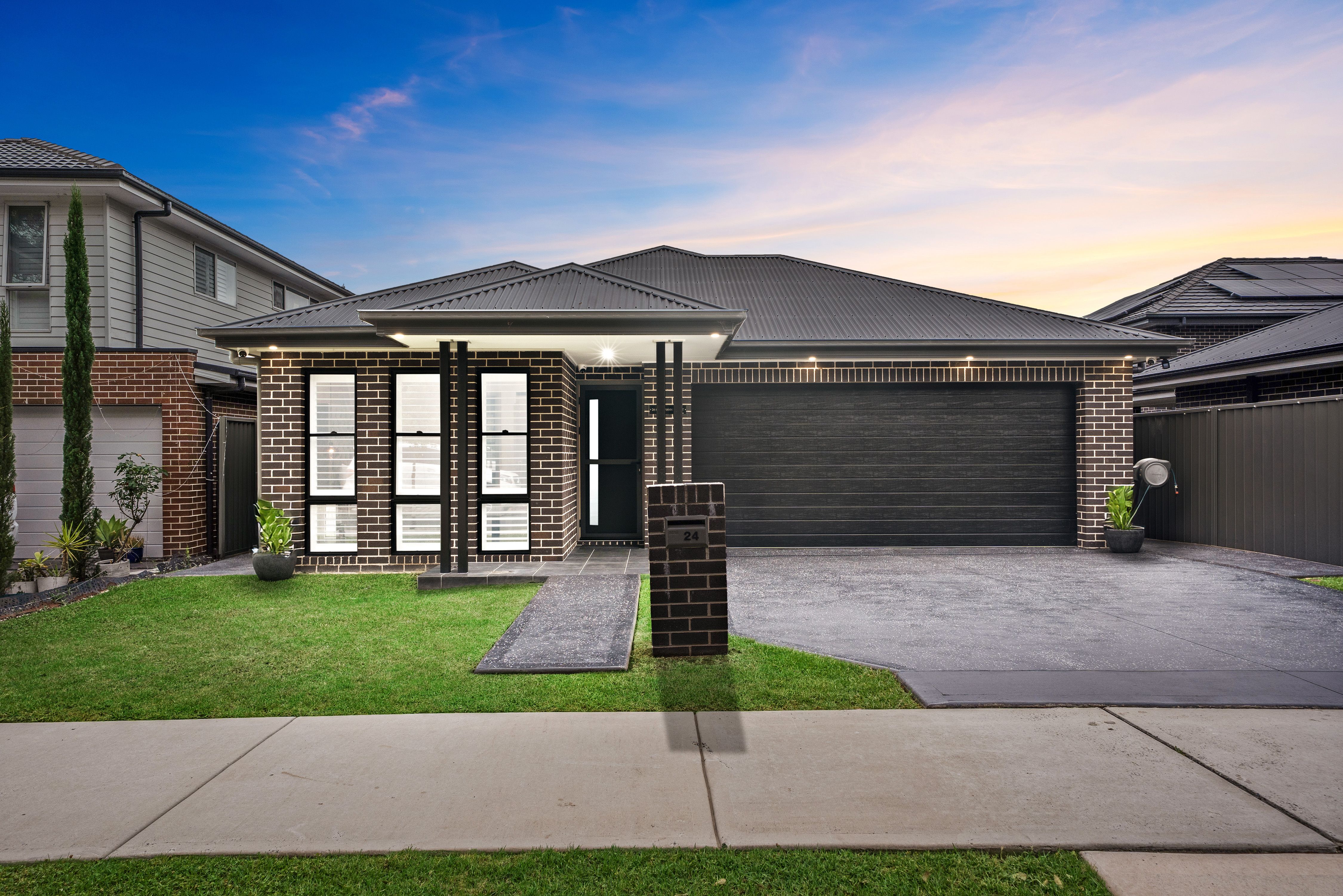 24 Hortsmann Circuit, JORDAN SPRINGS NSW 2747