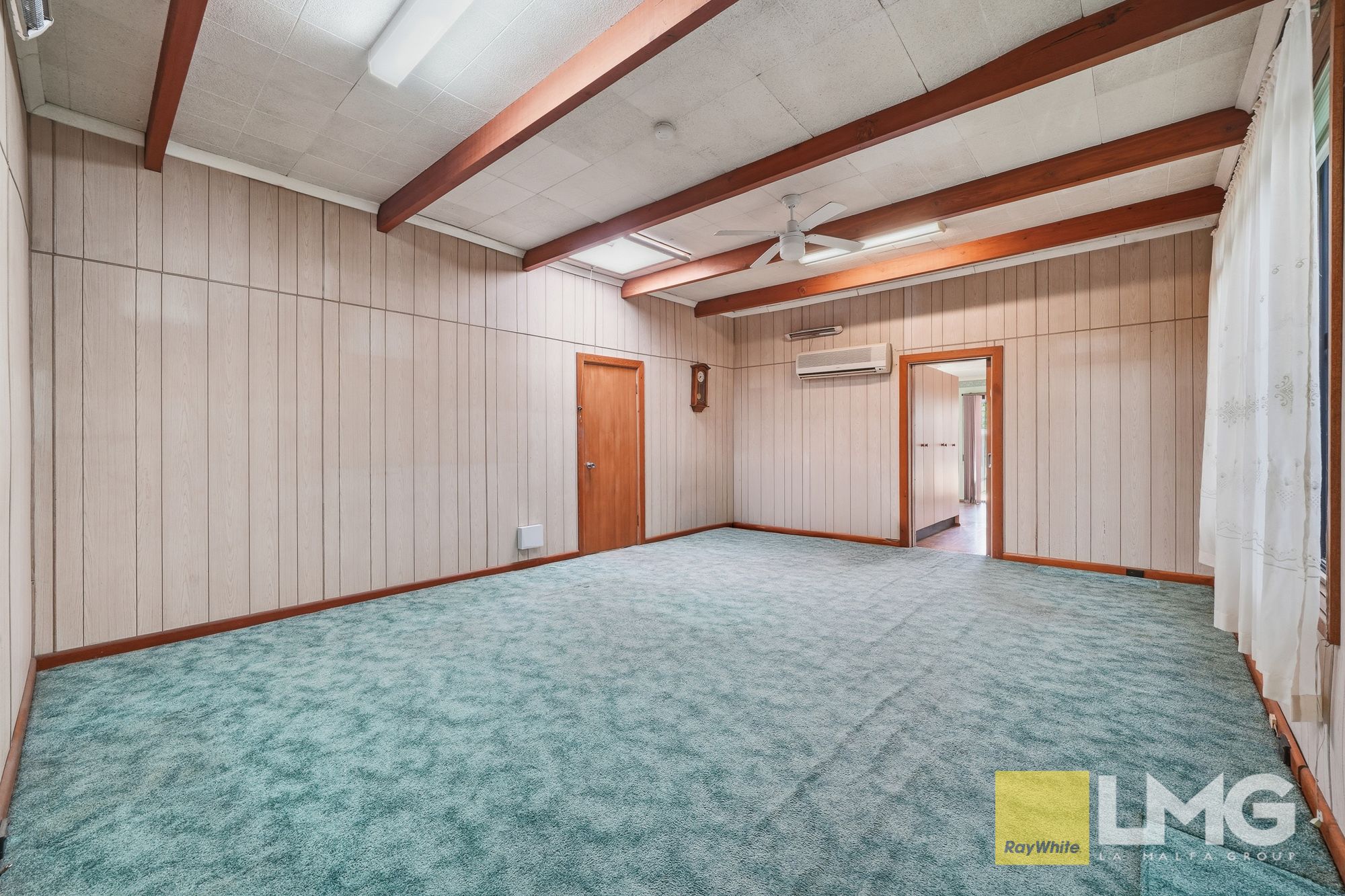 208 Harrow Road — photo 4 of 20