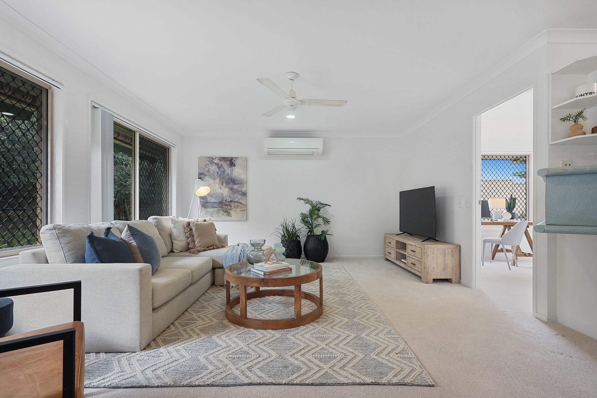 2 Loftus Place, Arana Hills, QLD 4054