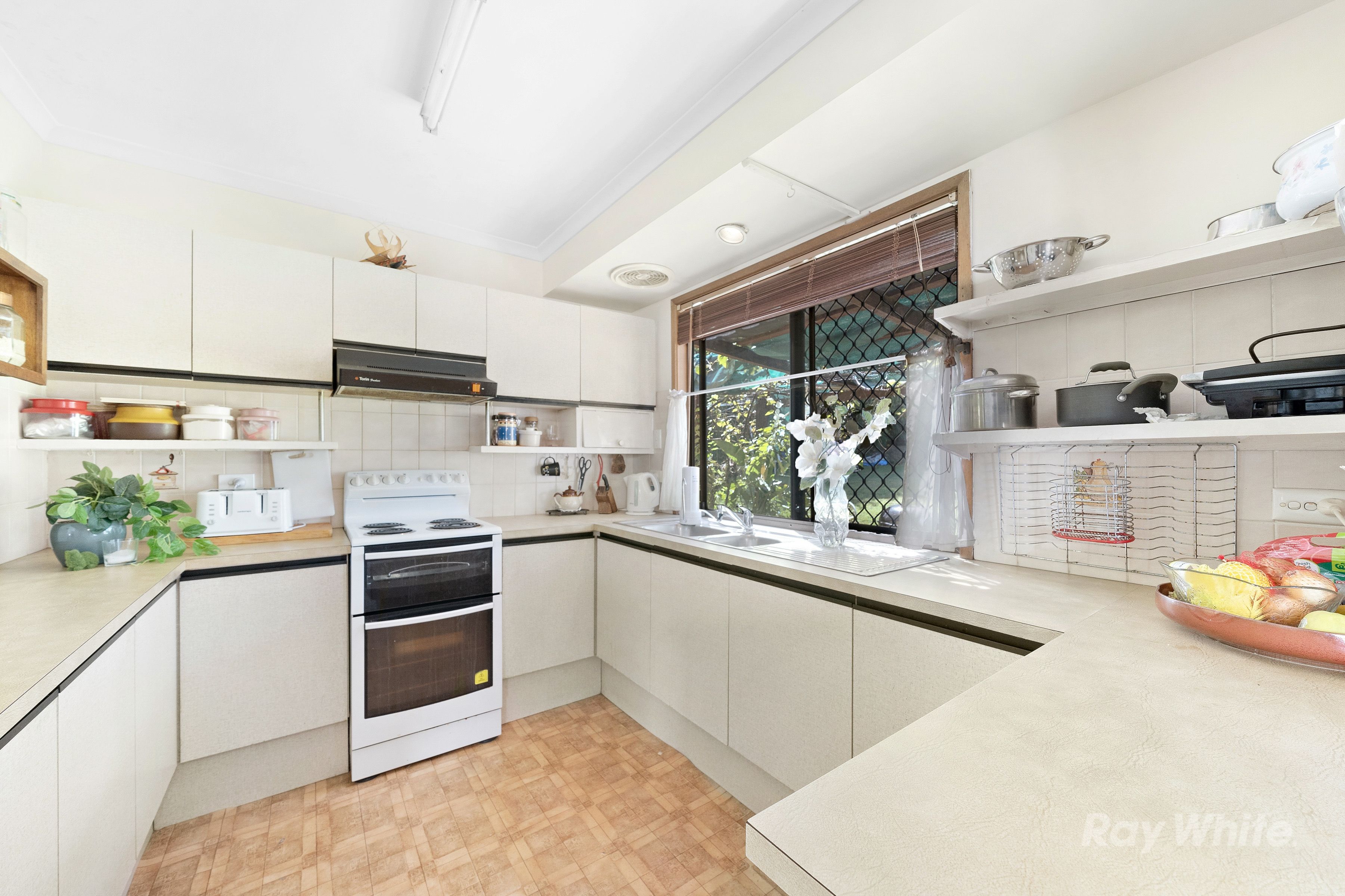 14 Girralong Street, Eagleby, QLD 4207