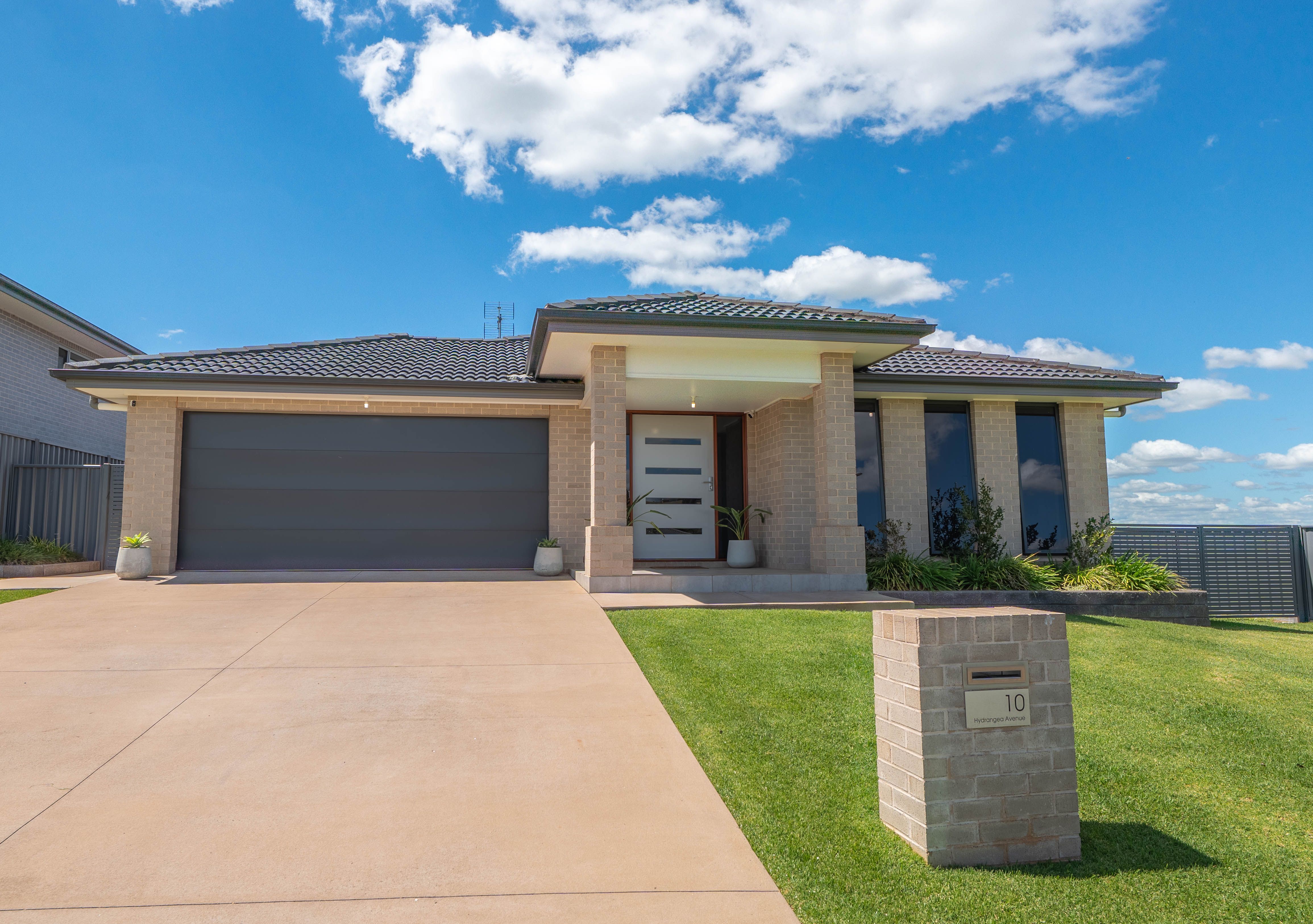 10 Hydrangea Avenue — photo from Ray White Parkes