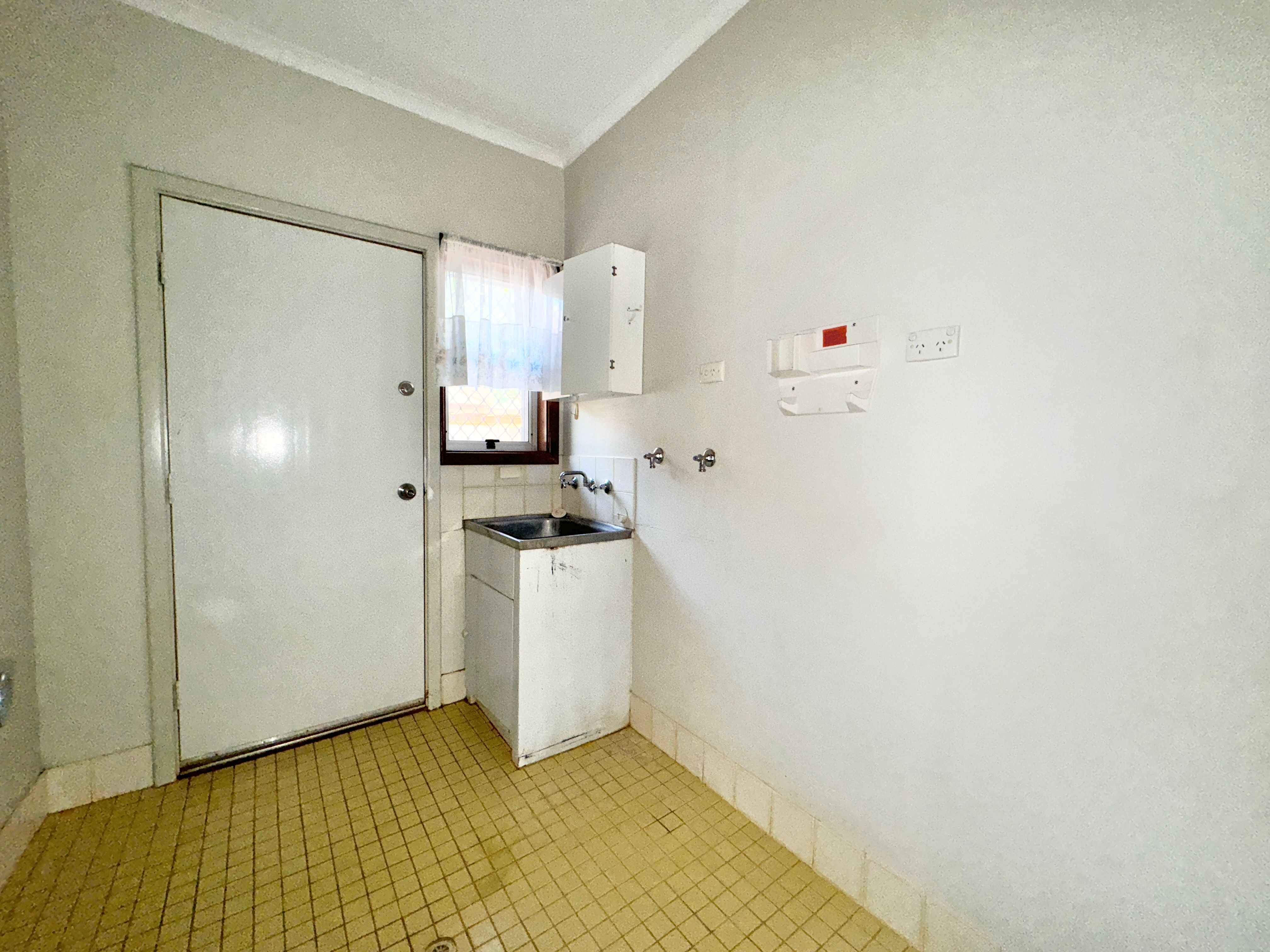 43A Captains Way — photo 9 of 13