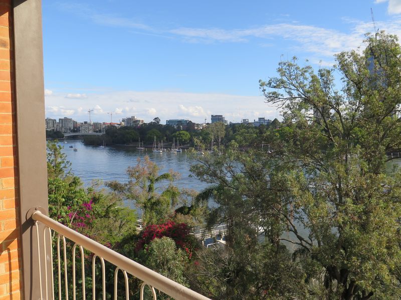 47/355 Main Street, Kangaroo Point, QLD 4169