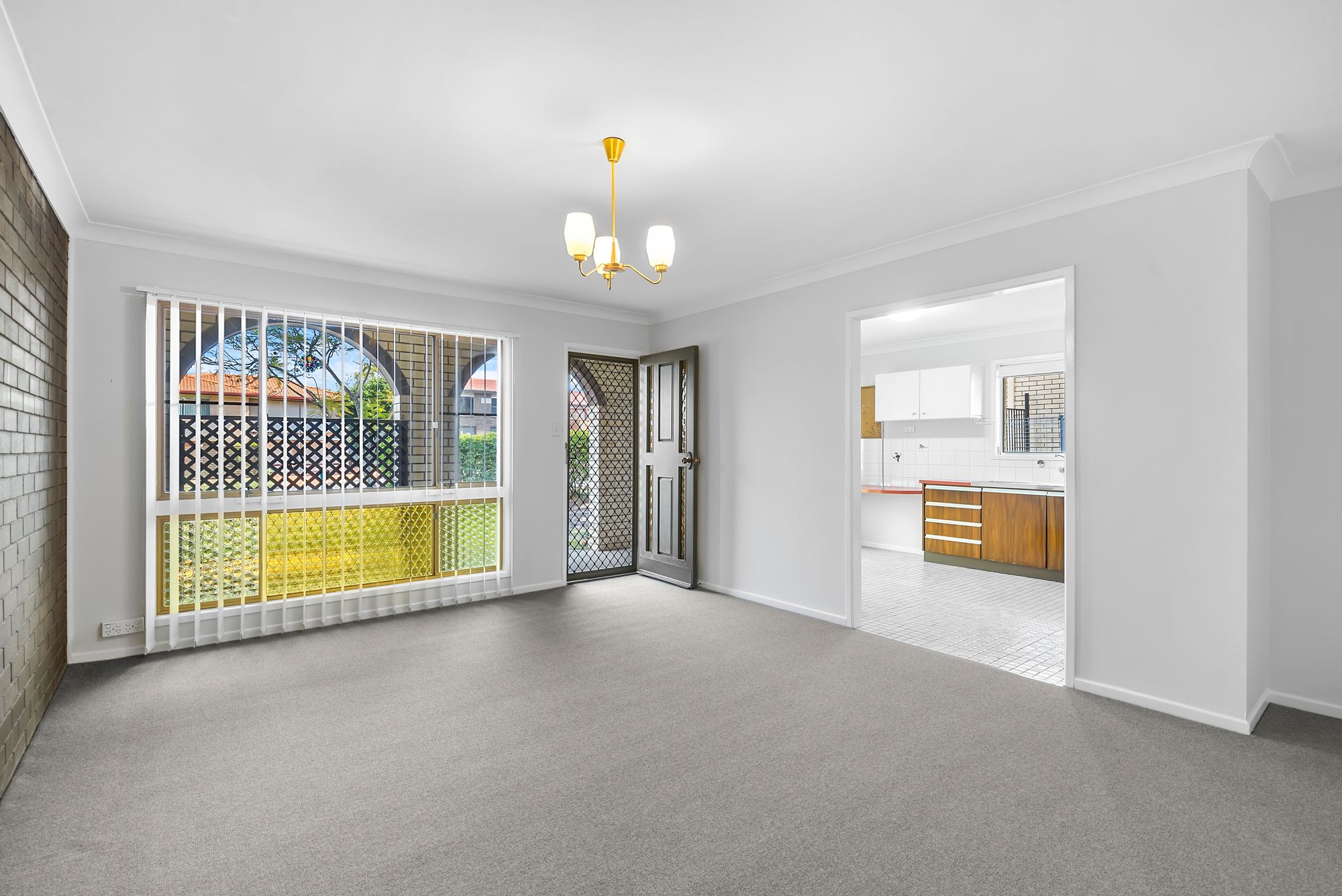 79 Dandenong Road, Jamboree Heights, QLD 4074