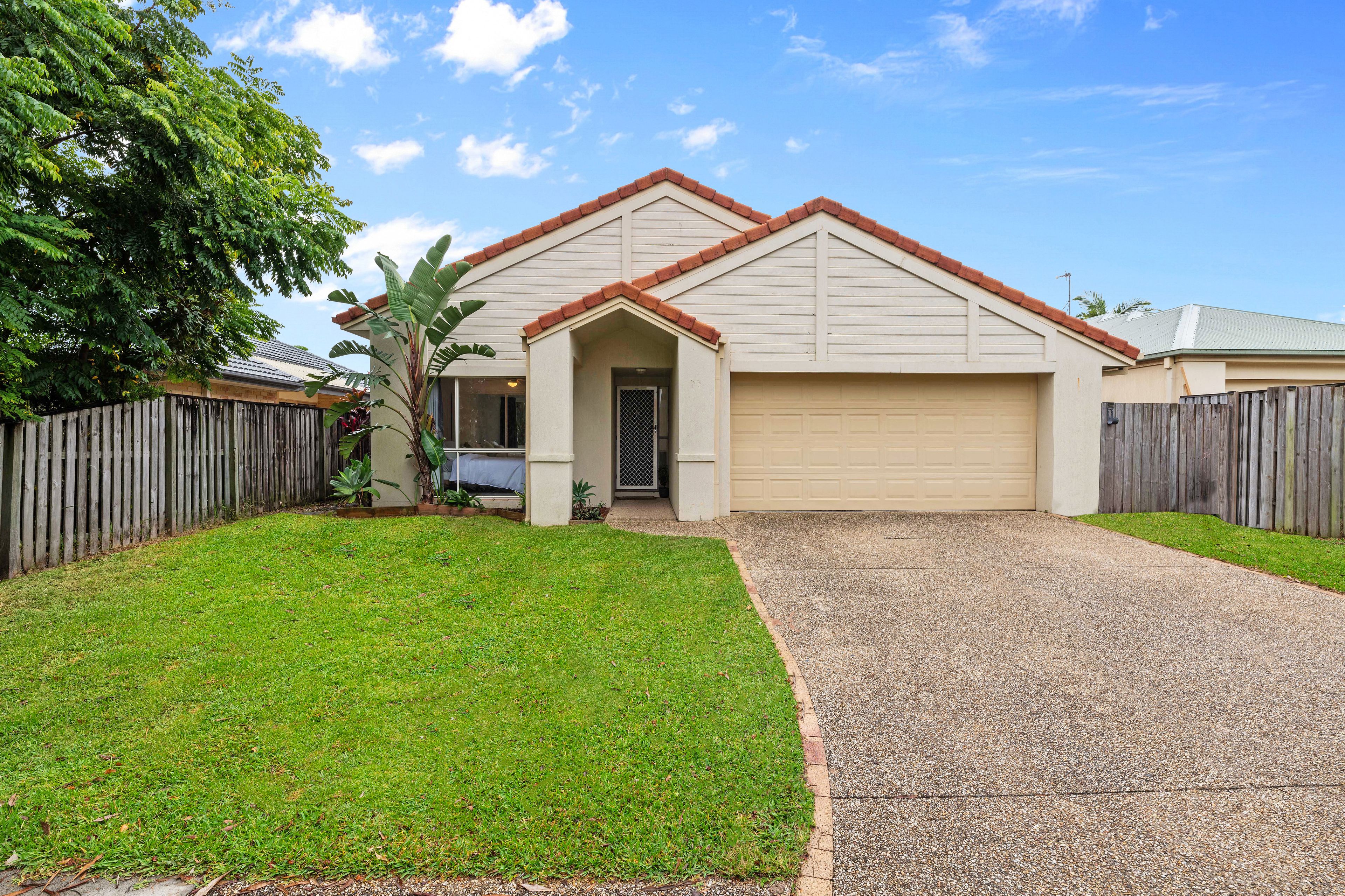 45 Rainbird Close, Burleigh Waters QLD 4220