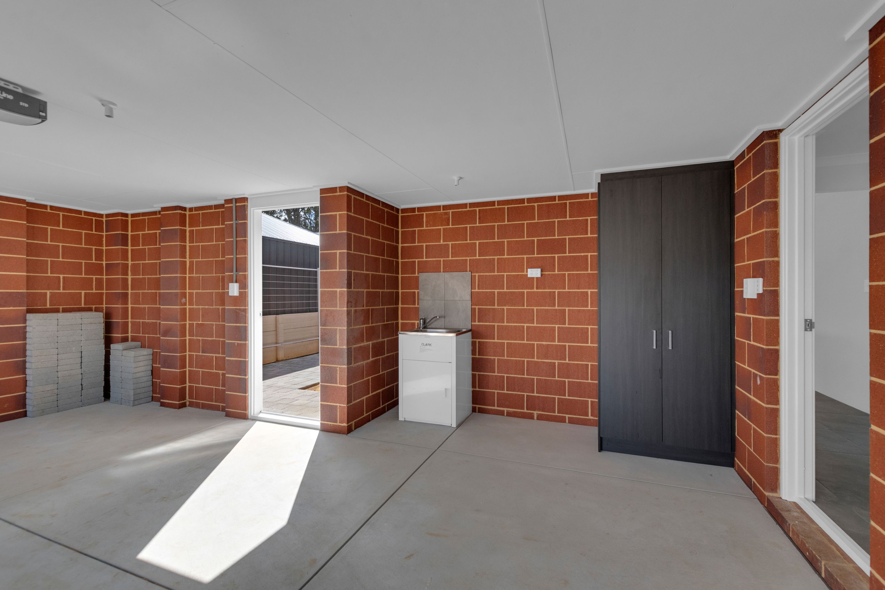 4 Taylor Mews — photo 14 of 16