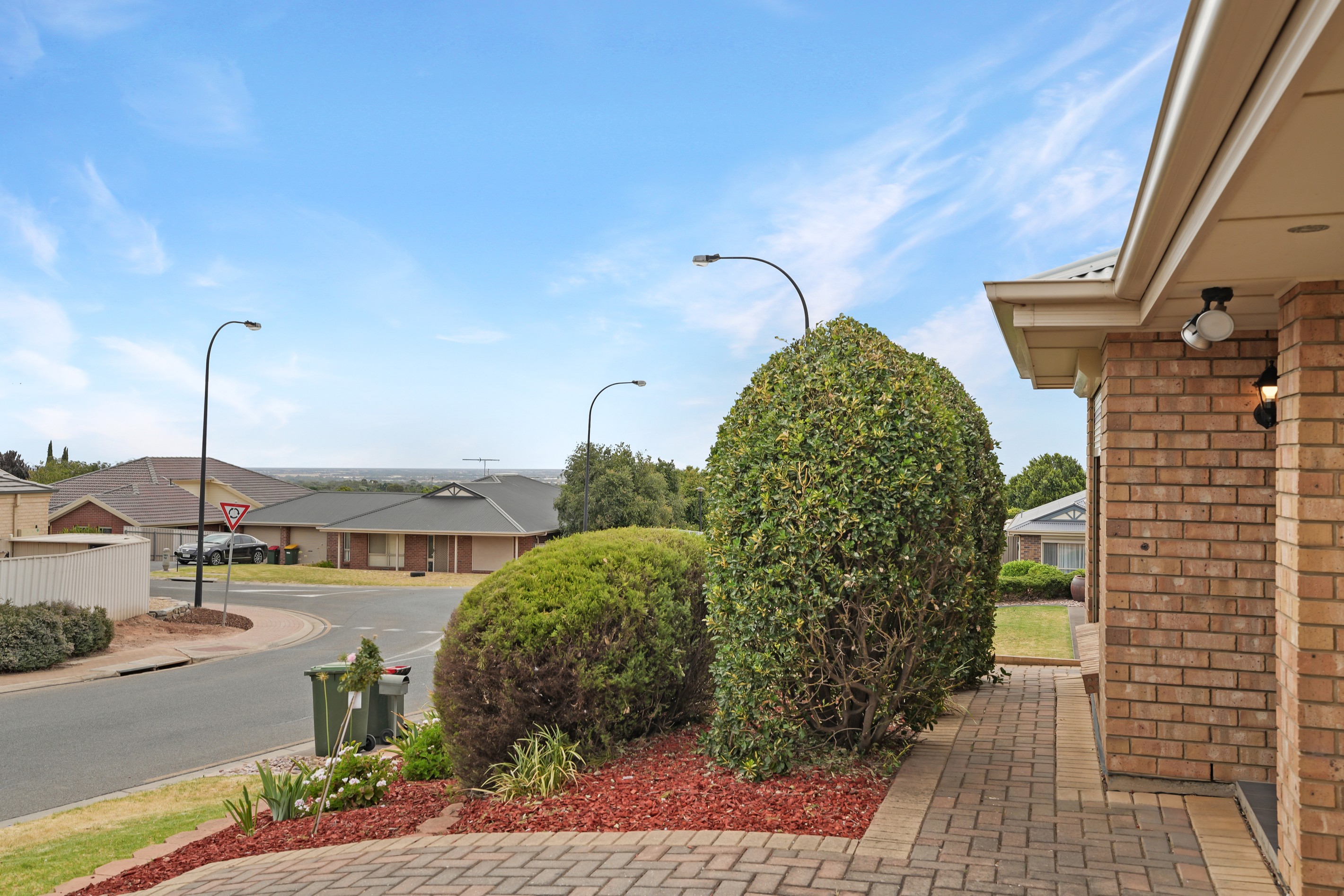 3 Hampshire Drive, Craigmore, SA 5114