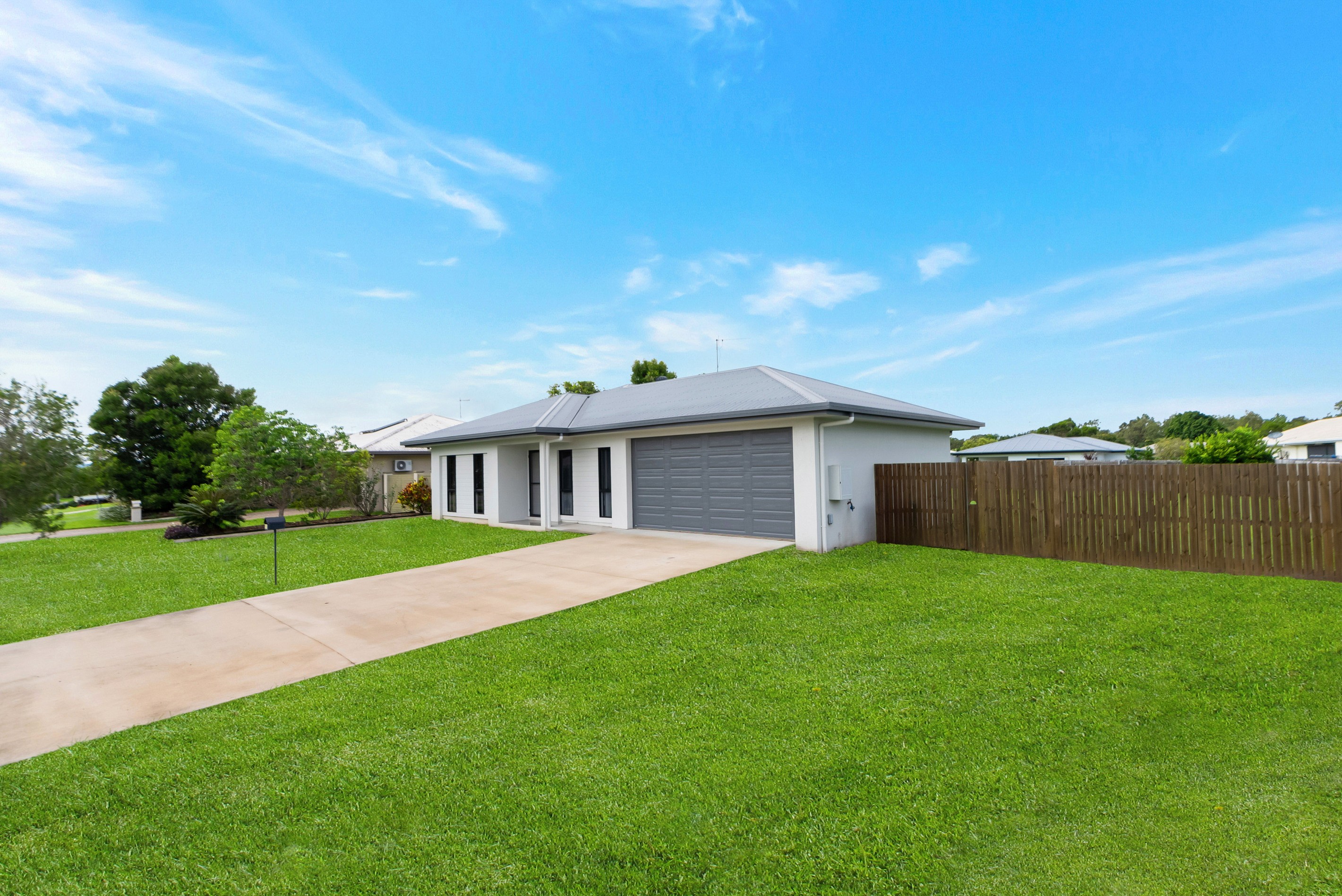 11 Sunbird Parade, Mareeba, QLD 4880