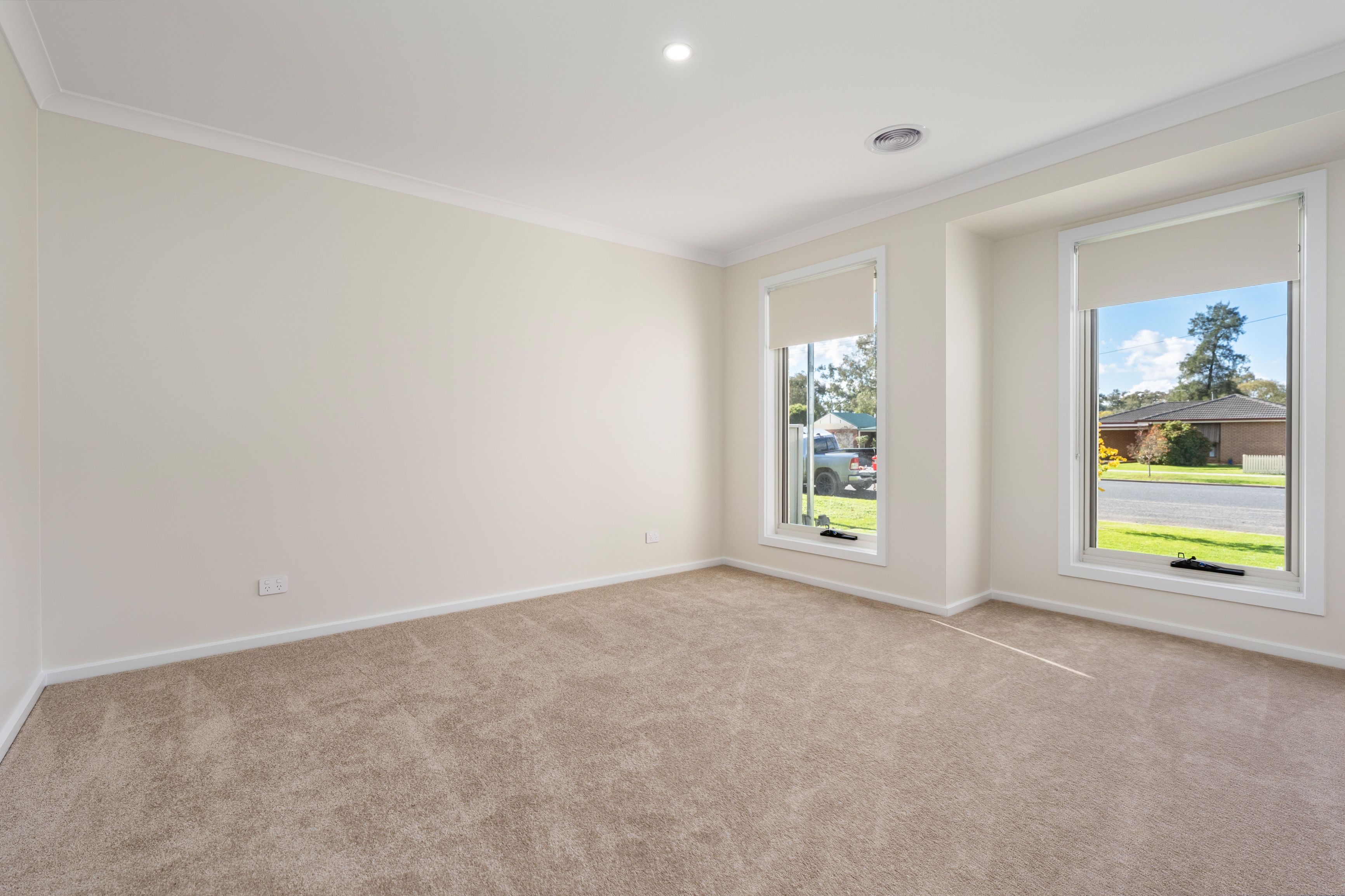 1-2/76 Urana Street — photo 8 of 25